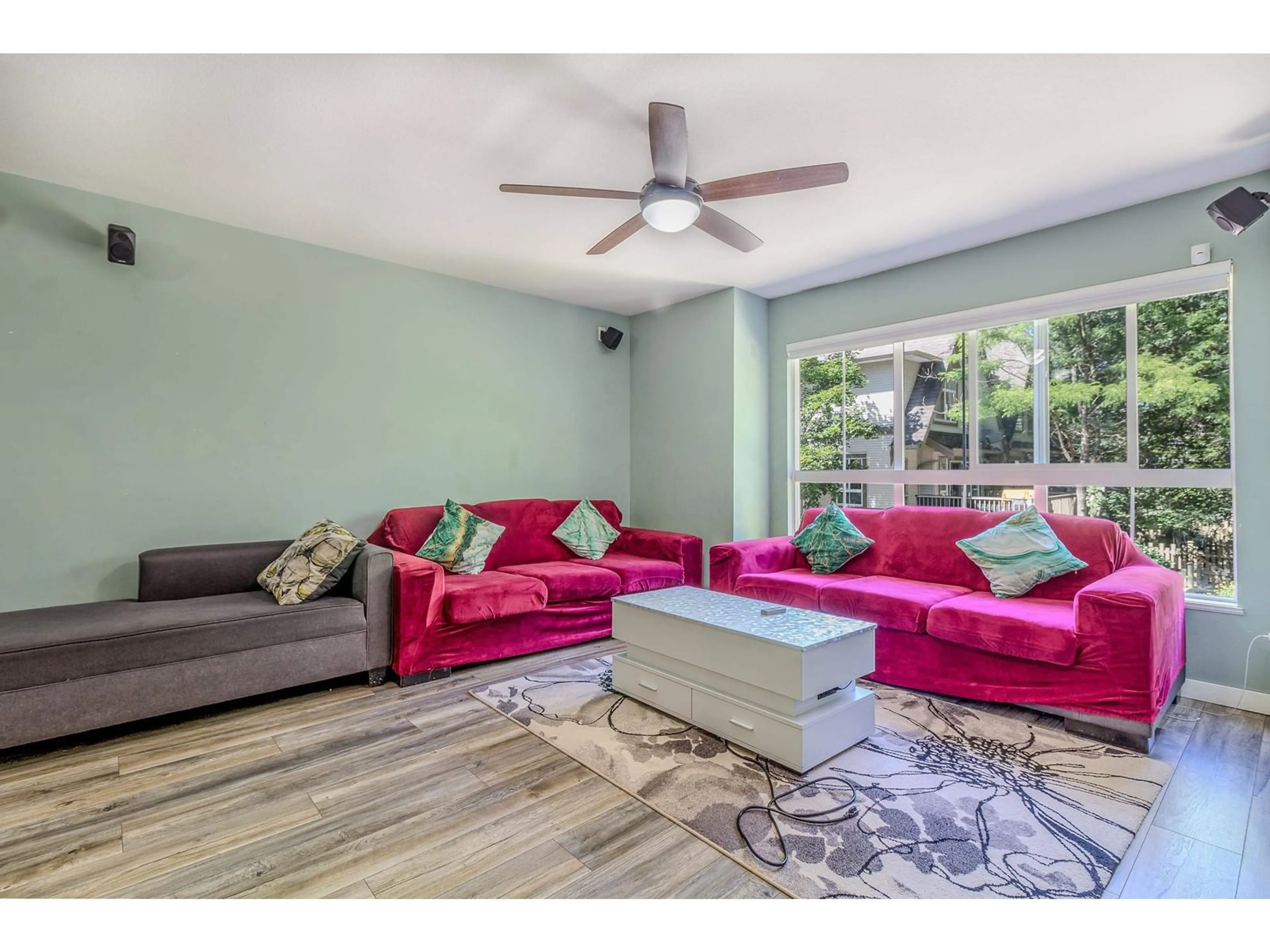 Living room with furniture, unknown for 27 - 12738 66, Surrey British Columbia V3W1P3