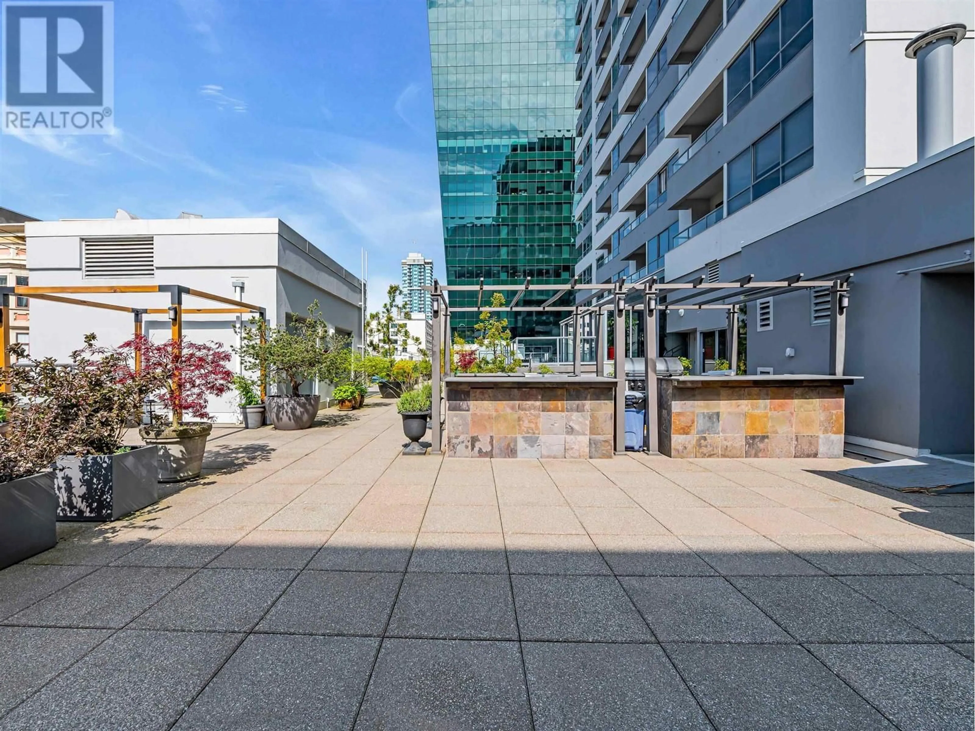 Patio, city buildings view from balcony for 404 - 1060 ALBERNI STREET, Vancouver British Columbia V6E4K2