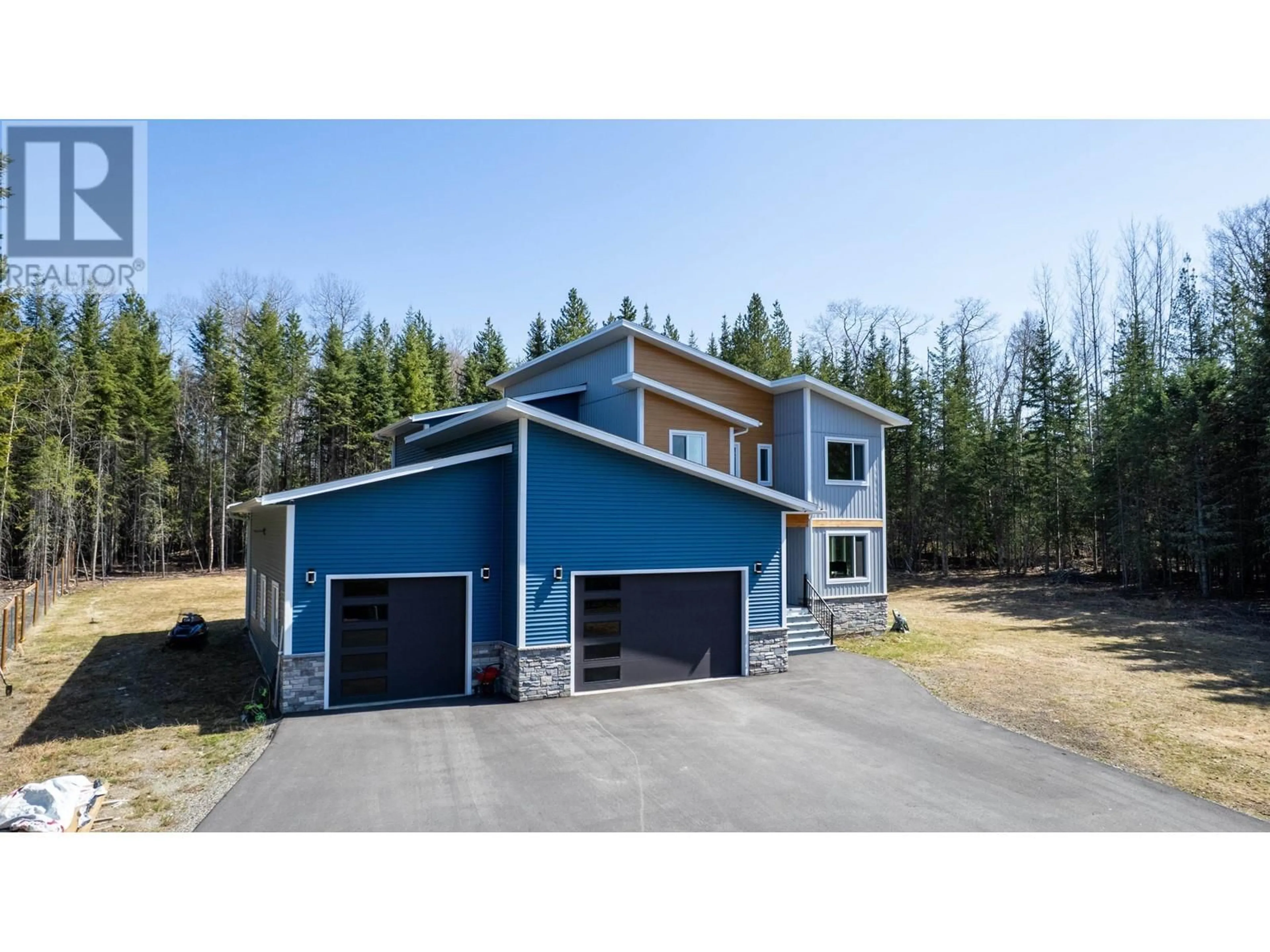 Home with vinyl exterior material, unknown for 10044 PARK MEADOWS DRIVE, Prince George British Columbia V2N0H7