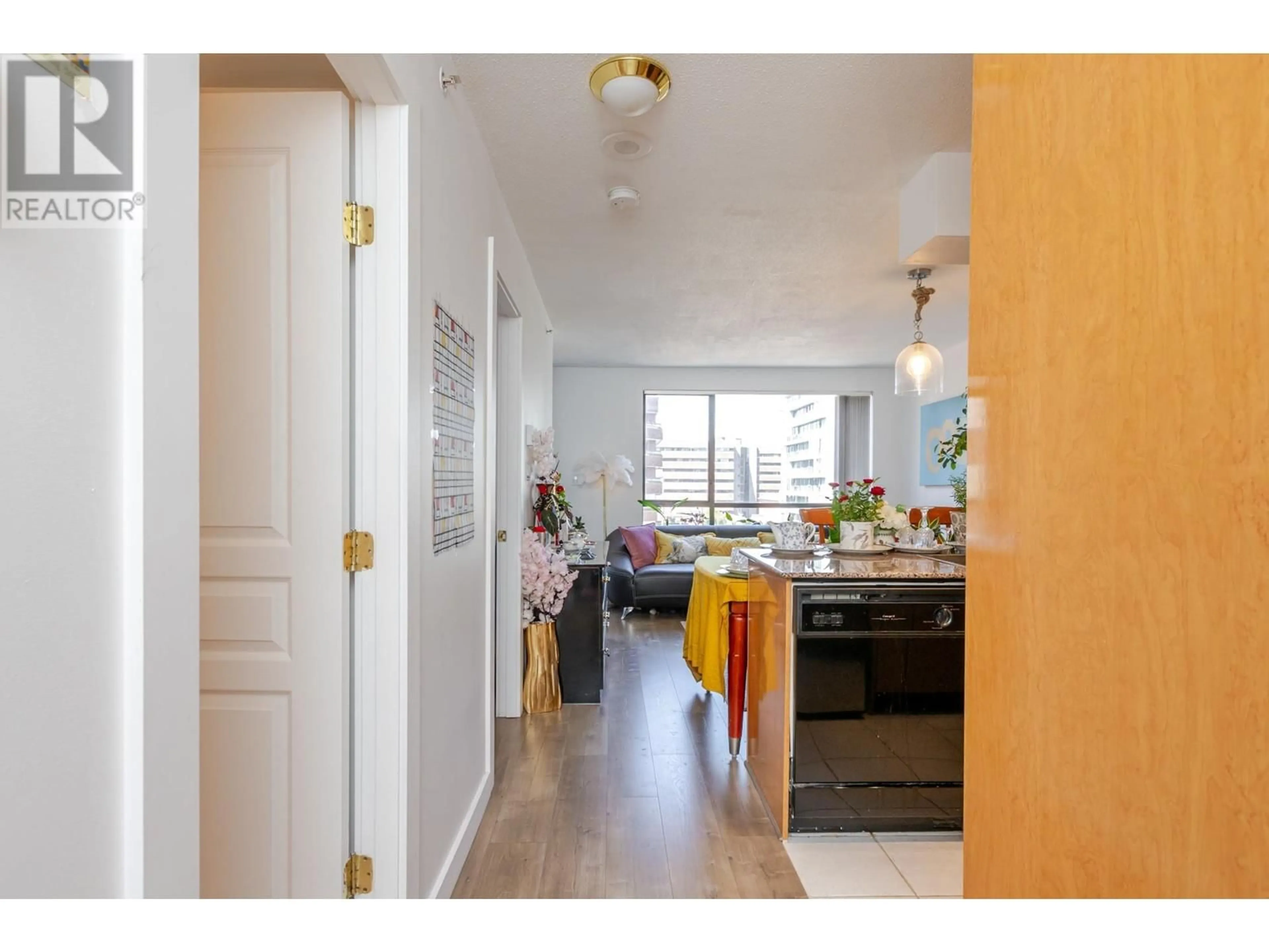 Unknown for 1701 - 1189 HOWE STREET, Vancouver British Columbia V6Z2X4