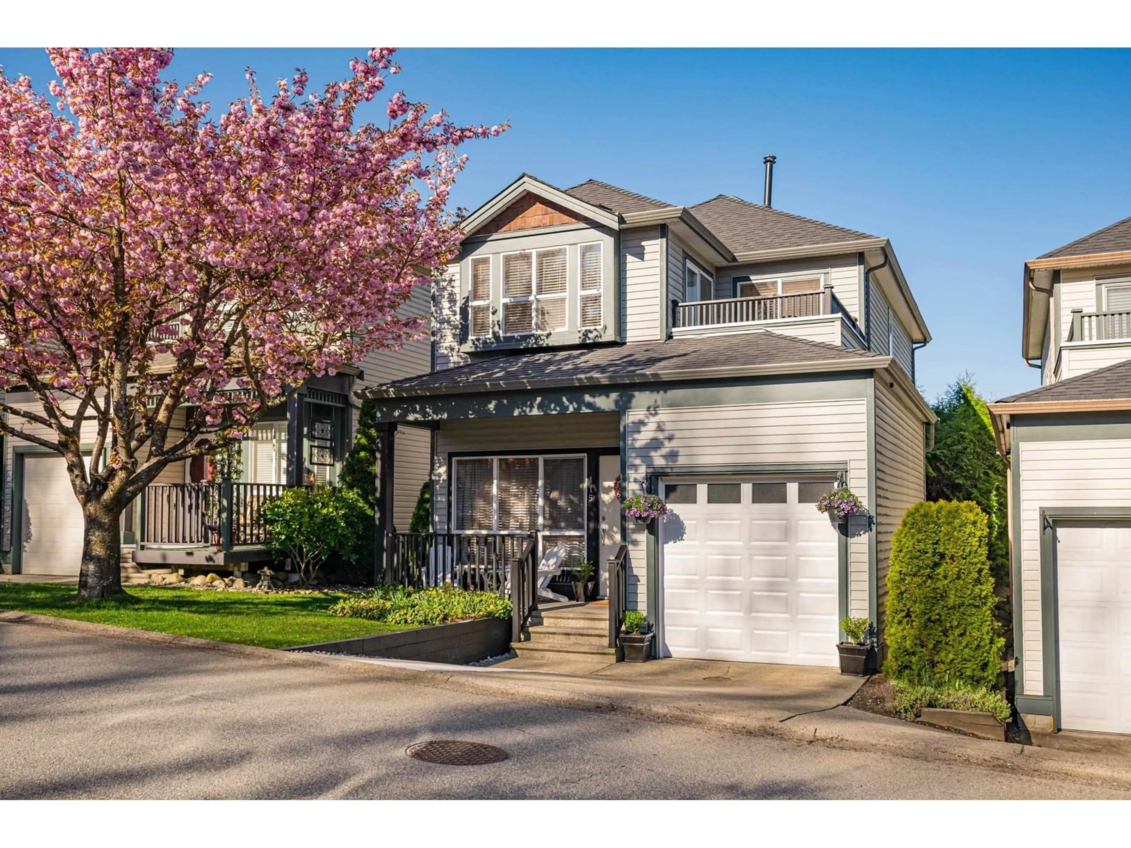 Home with vinyl exterior material, street for 115 - 8888 216, Langley British Columbia V1M3Z8