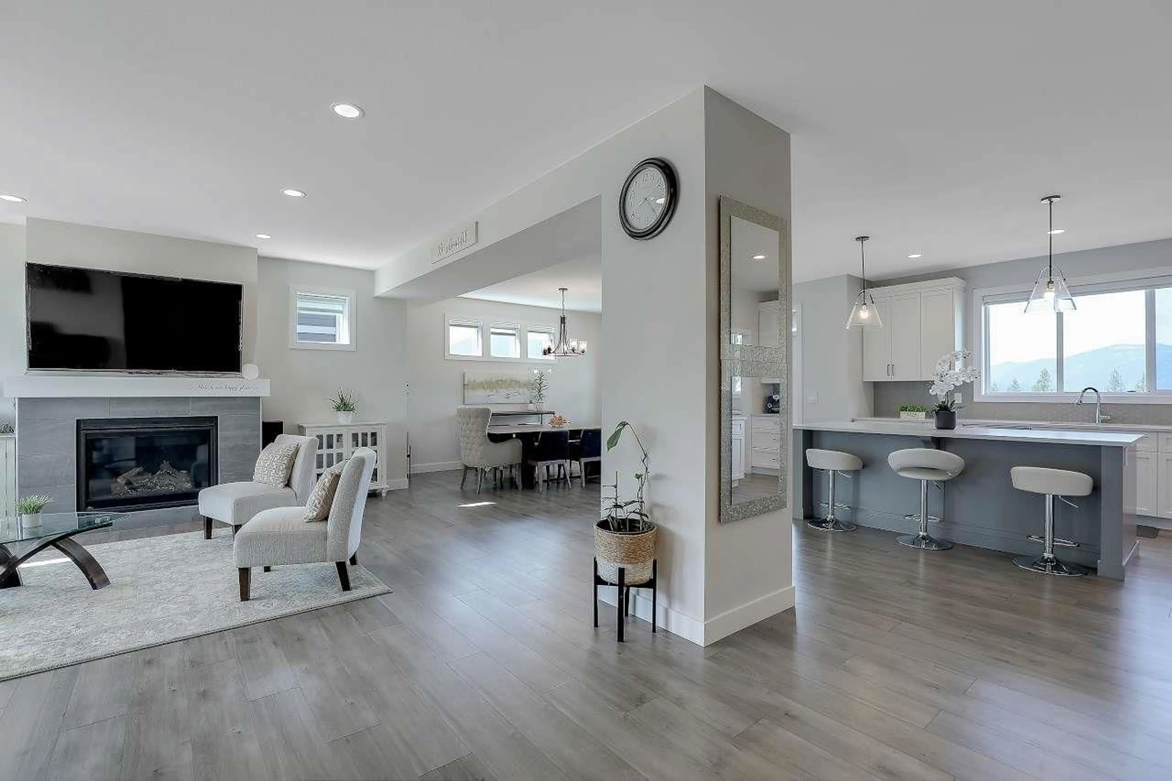 Open concept kitchen, unknown for 47271 SWALLOW PLACE, Chilliwack British Columbia V2P7W9