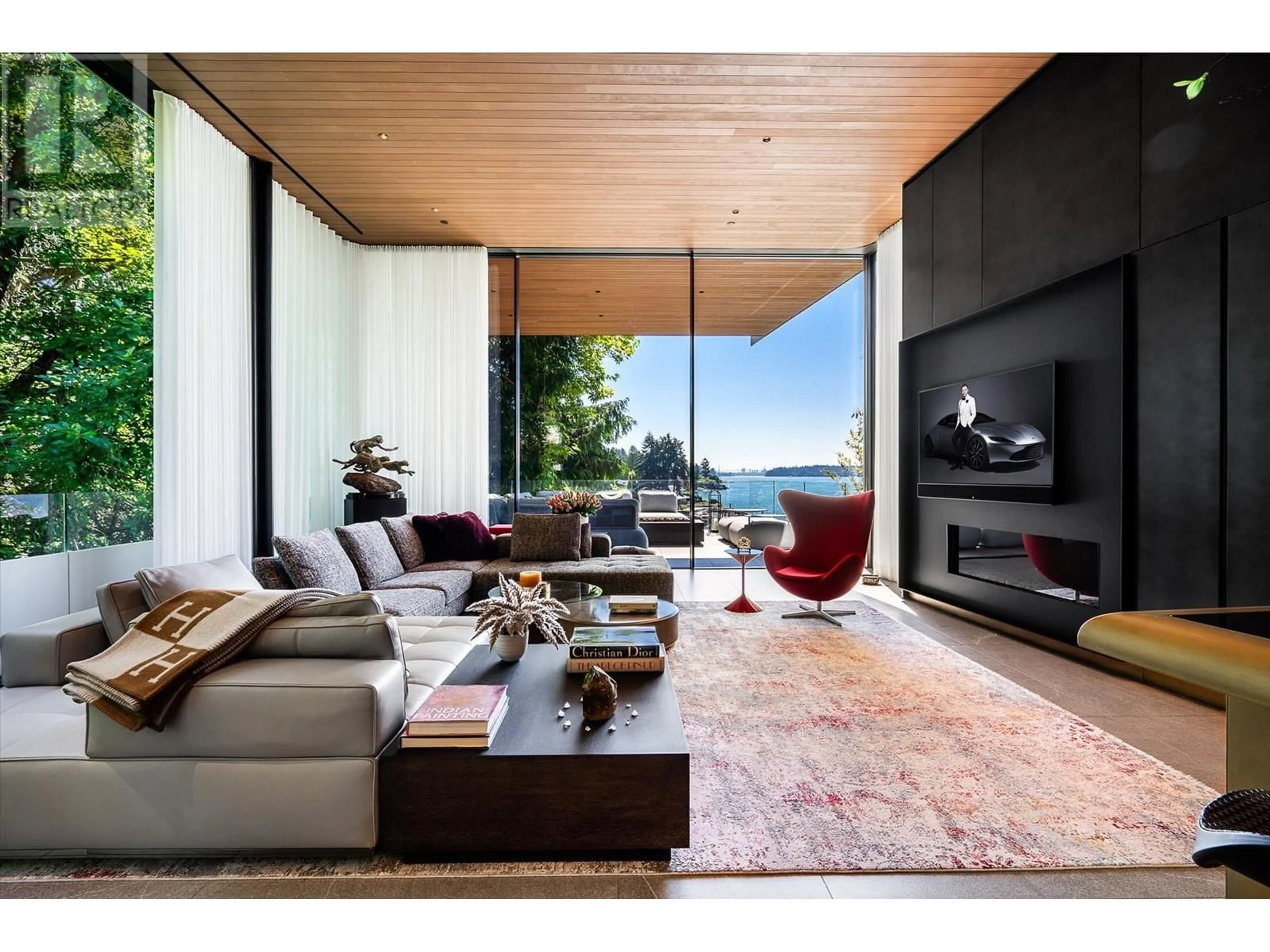 Living room with furniture, unknown for 3478 MARINE DRIVE, West Vancouver British Columbia V7V1N2