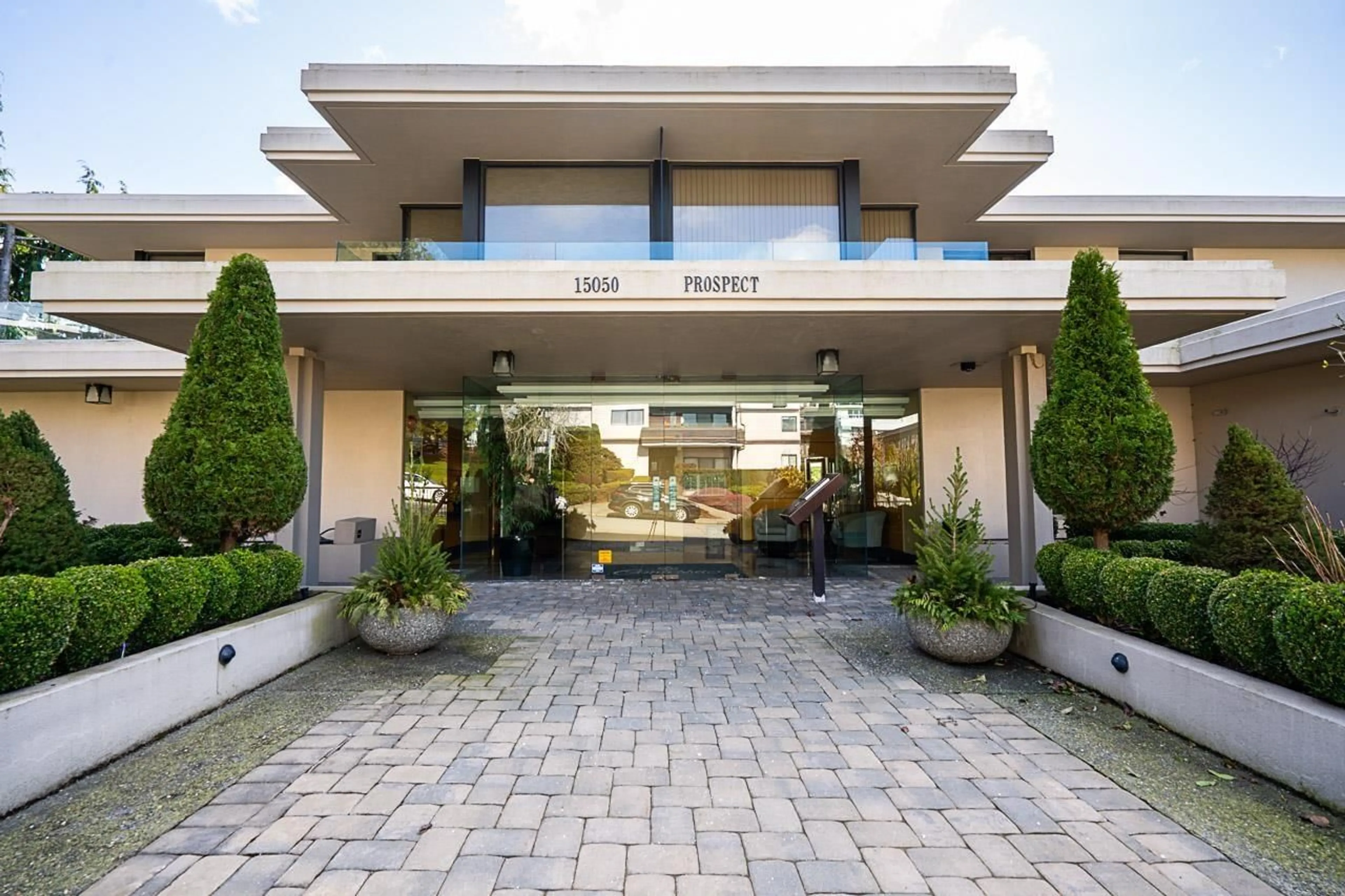 Unknown for 101 - 15050 PROSPECT, White Rock British Columbia V4B2B4