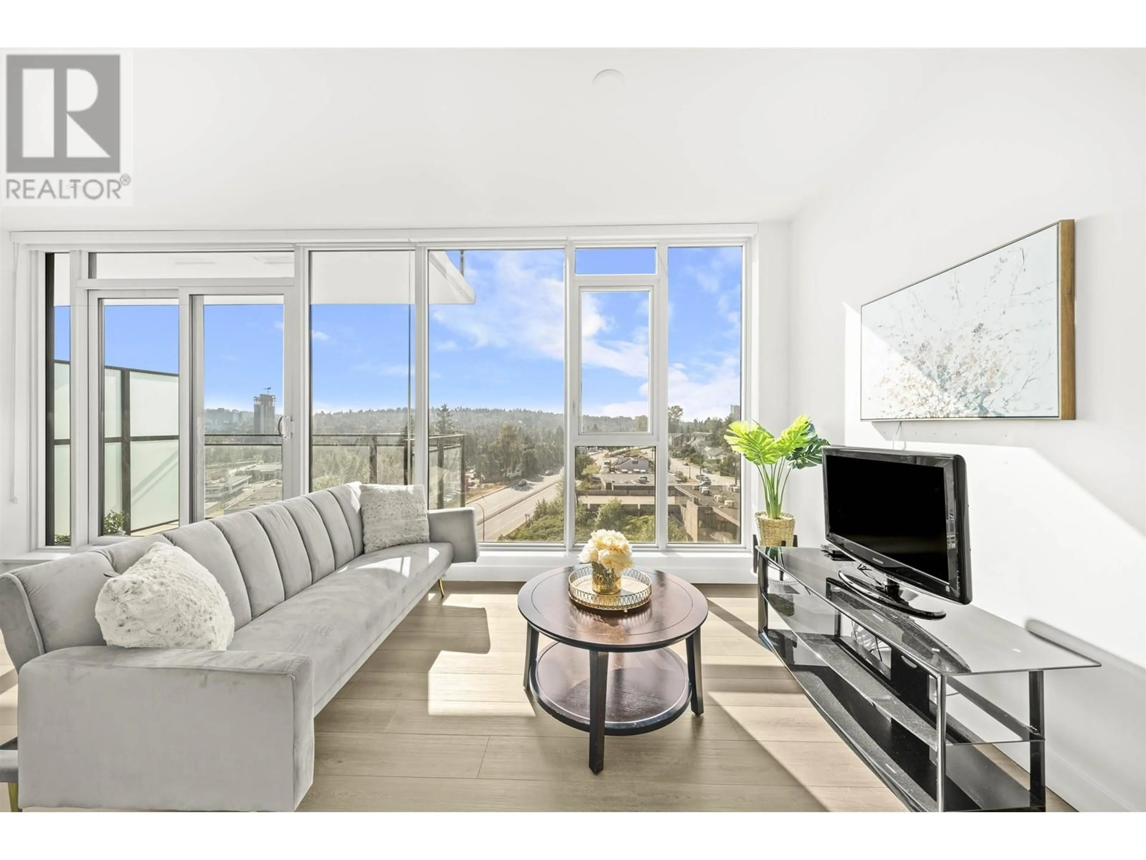 Living room with furniture, unknown for 1006 - 901 LOUGHEED HIGHWAY, Coquitlam British Columbia V3K3T3