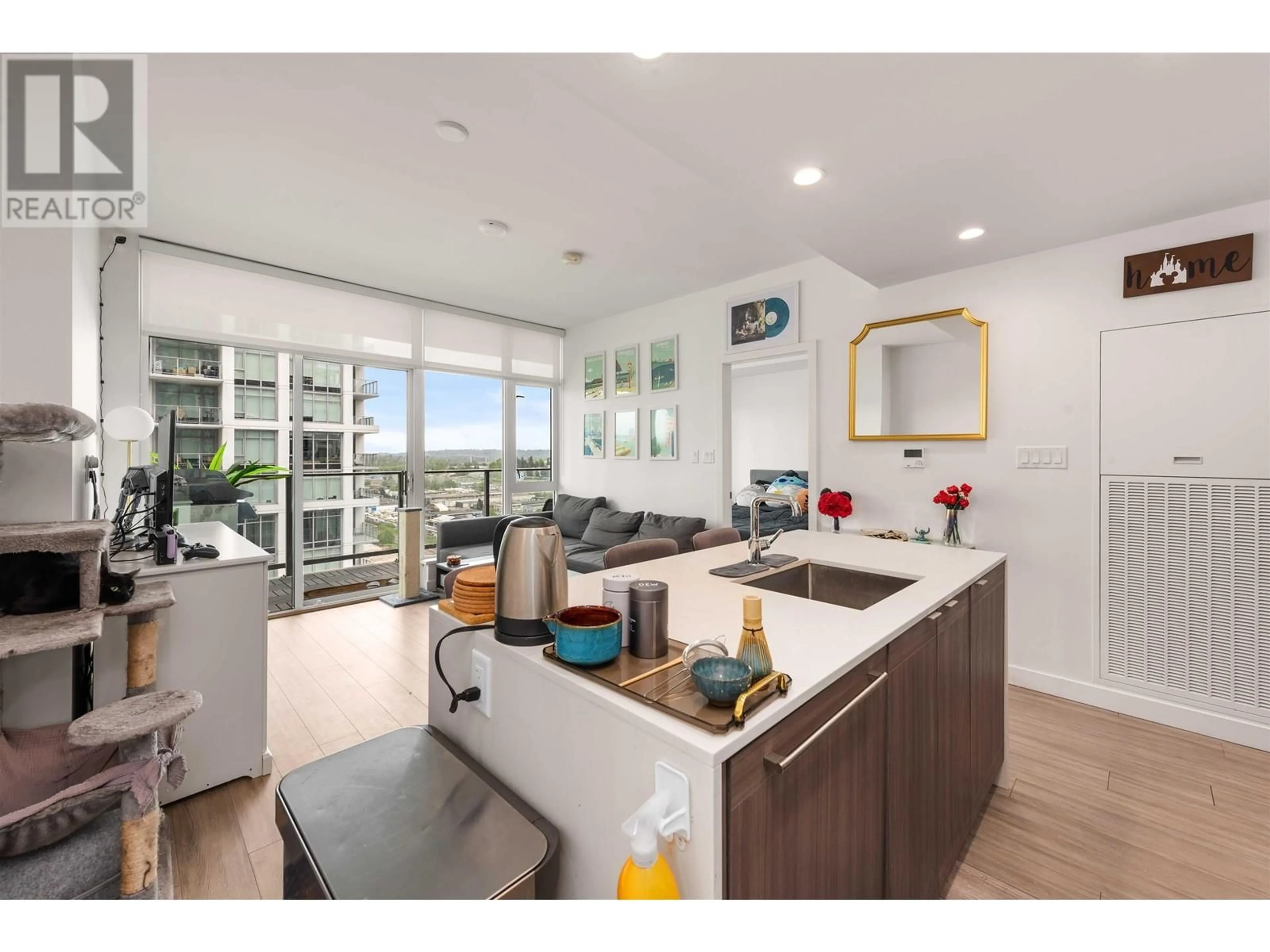 Open concept kitchen, unknown for 2104 - 2311 BETA AVENUE, Burnaby British Columbia V5C0M1
