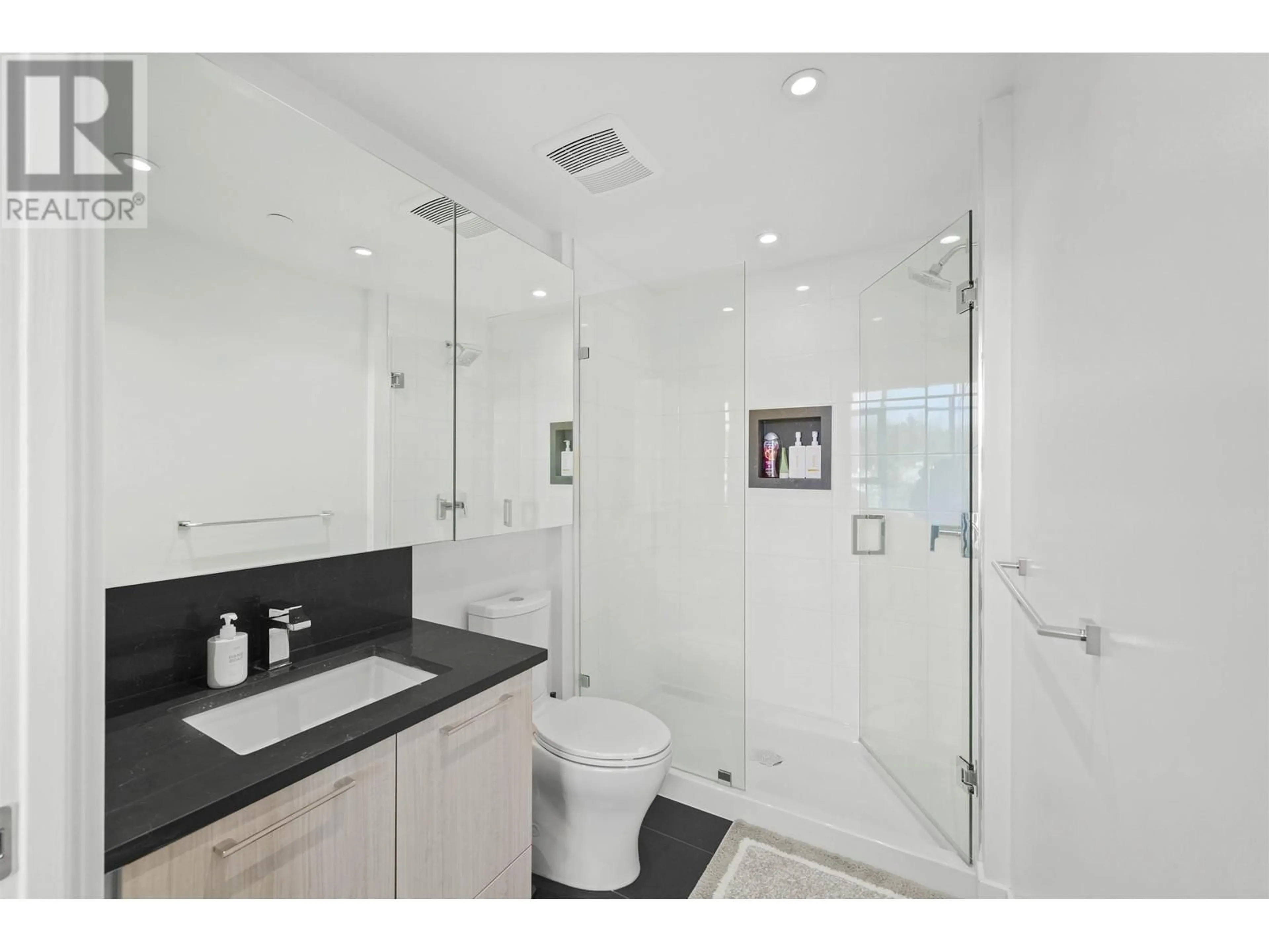 Contemporary bathroom, ceramic/tile floor for 1206 - 8570 RIVERGRASS DRIVE, Vancouver British Columbia V5S0H4