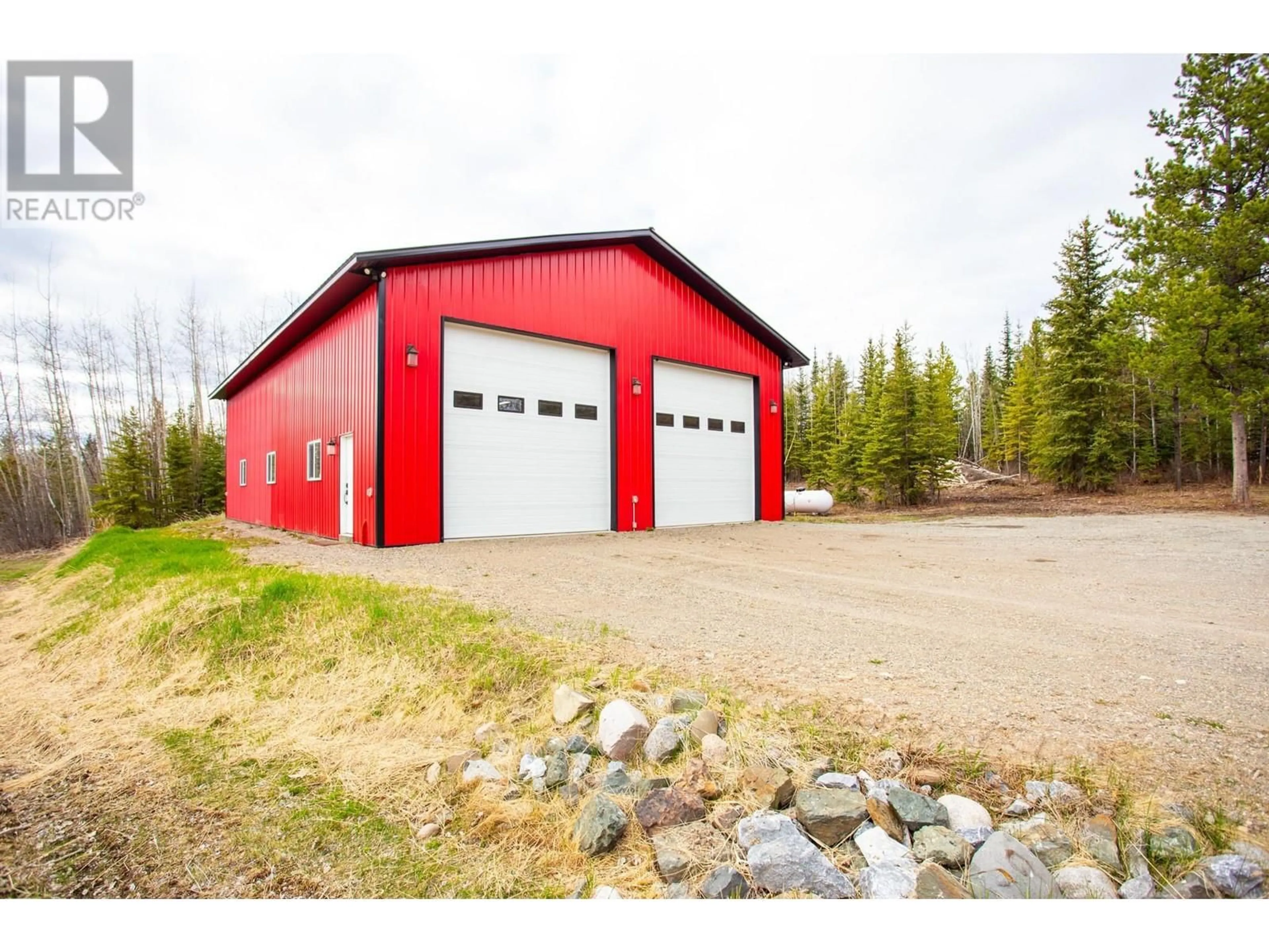 Indoor garage for 11545 FAMILY PLACE ROAD, Prince George British Columbia V2N6K4