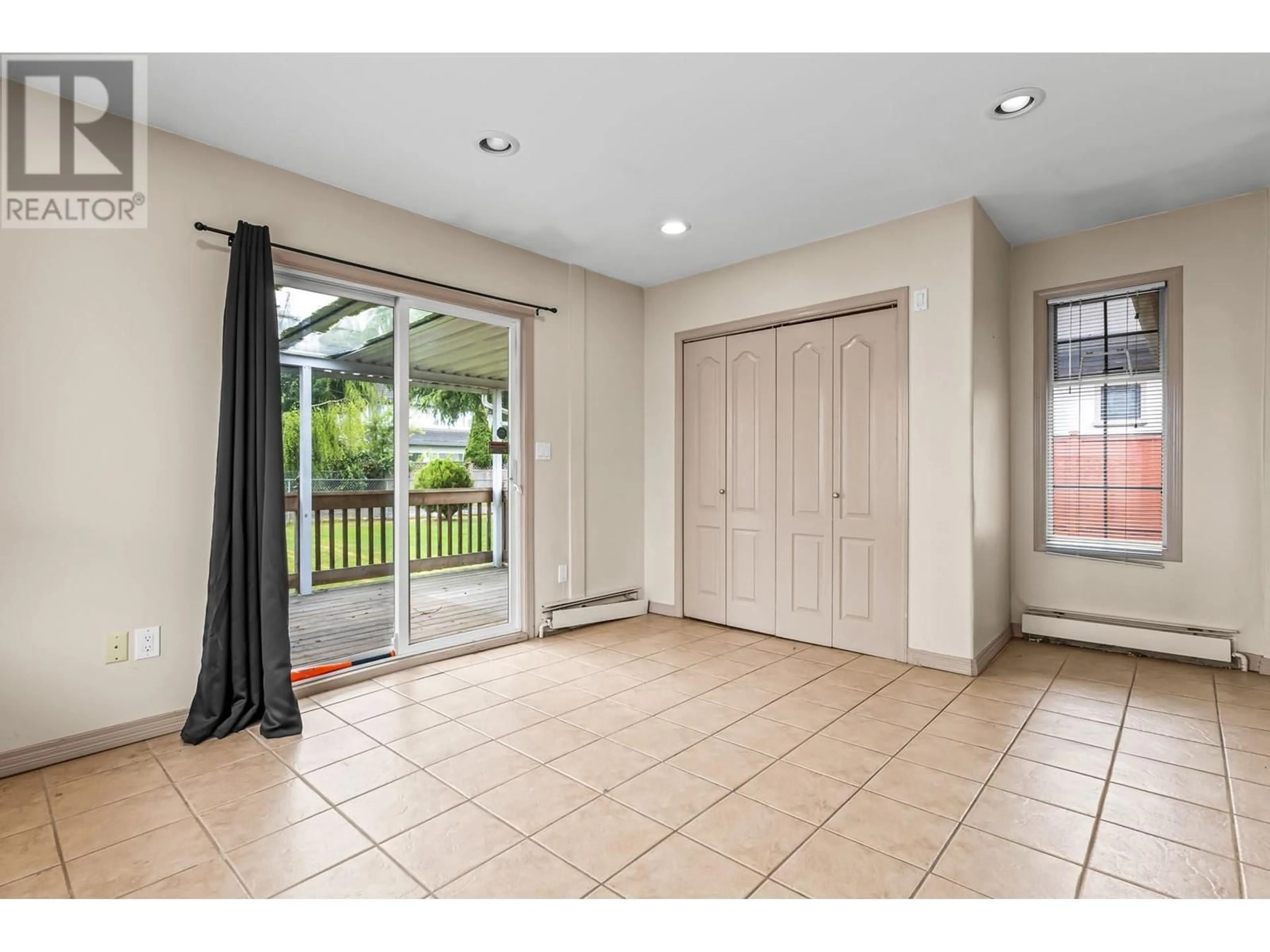 Indoor entryway for 7440 BELAIR DRIVE, Richmond British Columbia V7A1B6