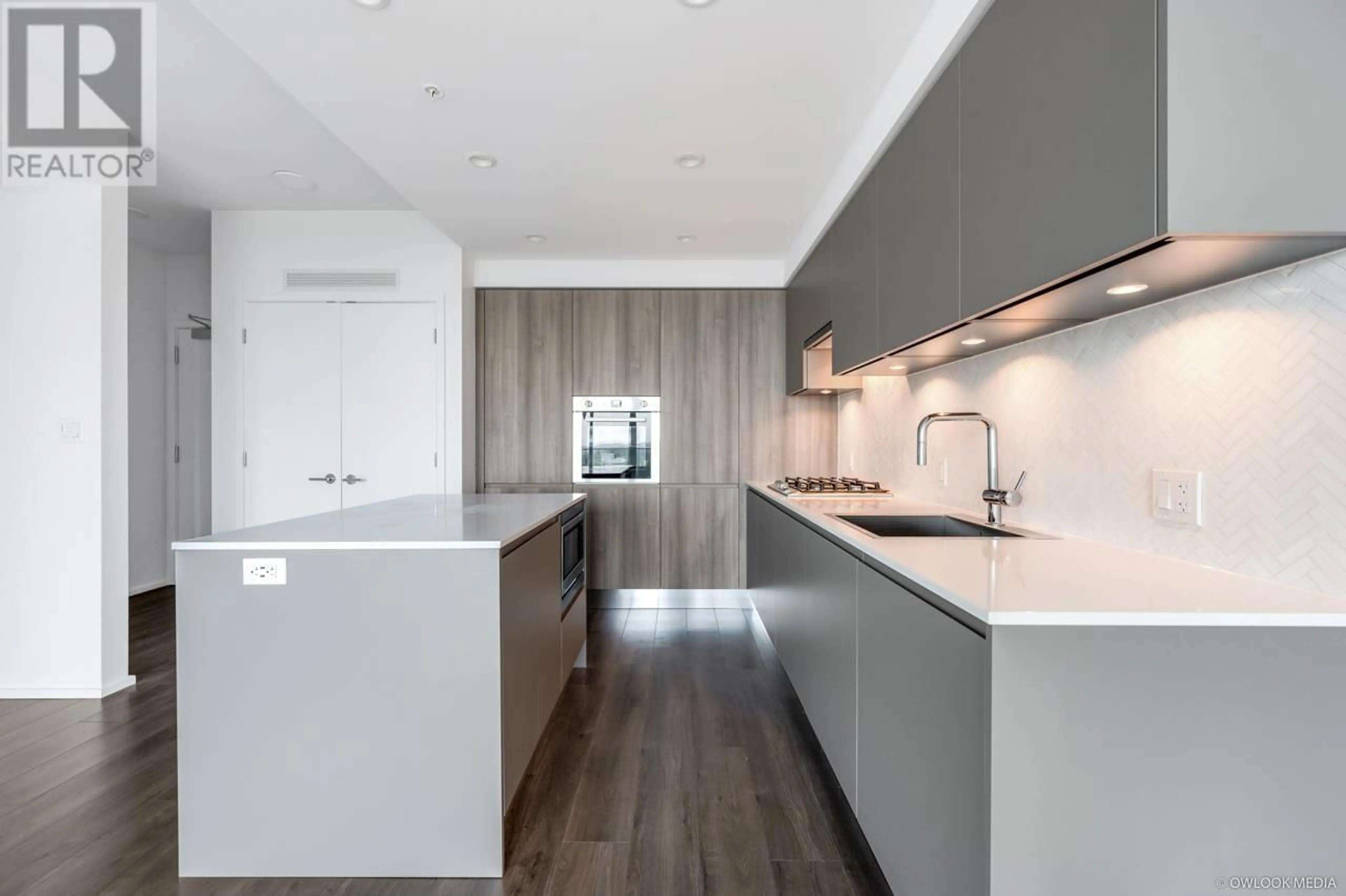 Contemporary kitchen, unknown for 3902 - 3809 EVERGREEN PLACE, Burnaby British Columbia V3J0M1