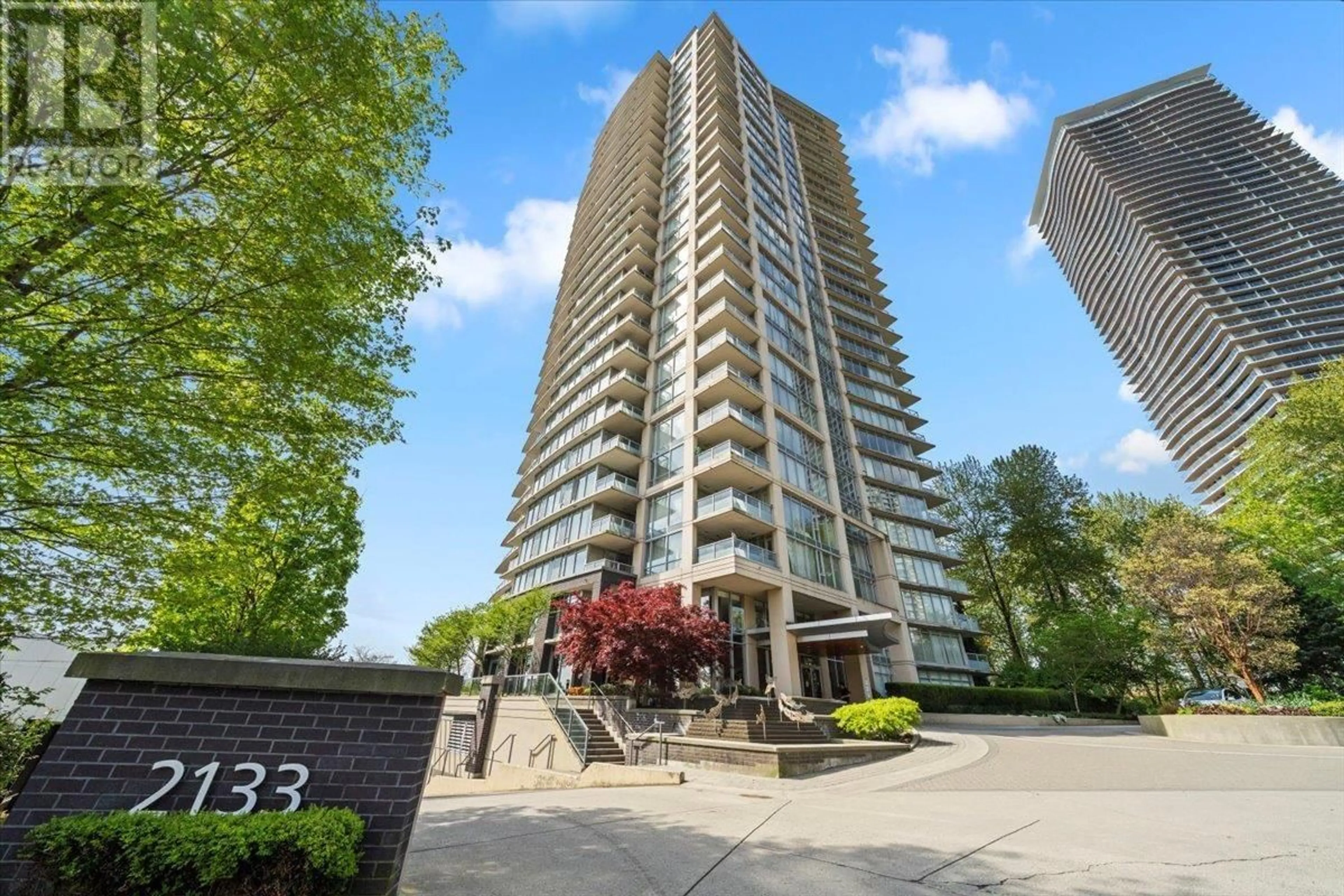 Indoor foyer for 1602 - 2133 DOUGLAS ROAD, Burnaby British Columbia V5C0E9