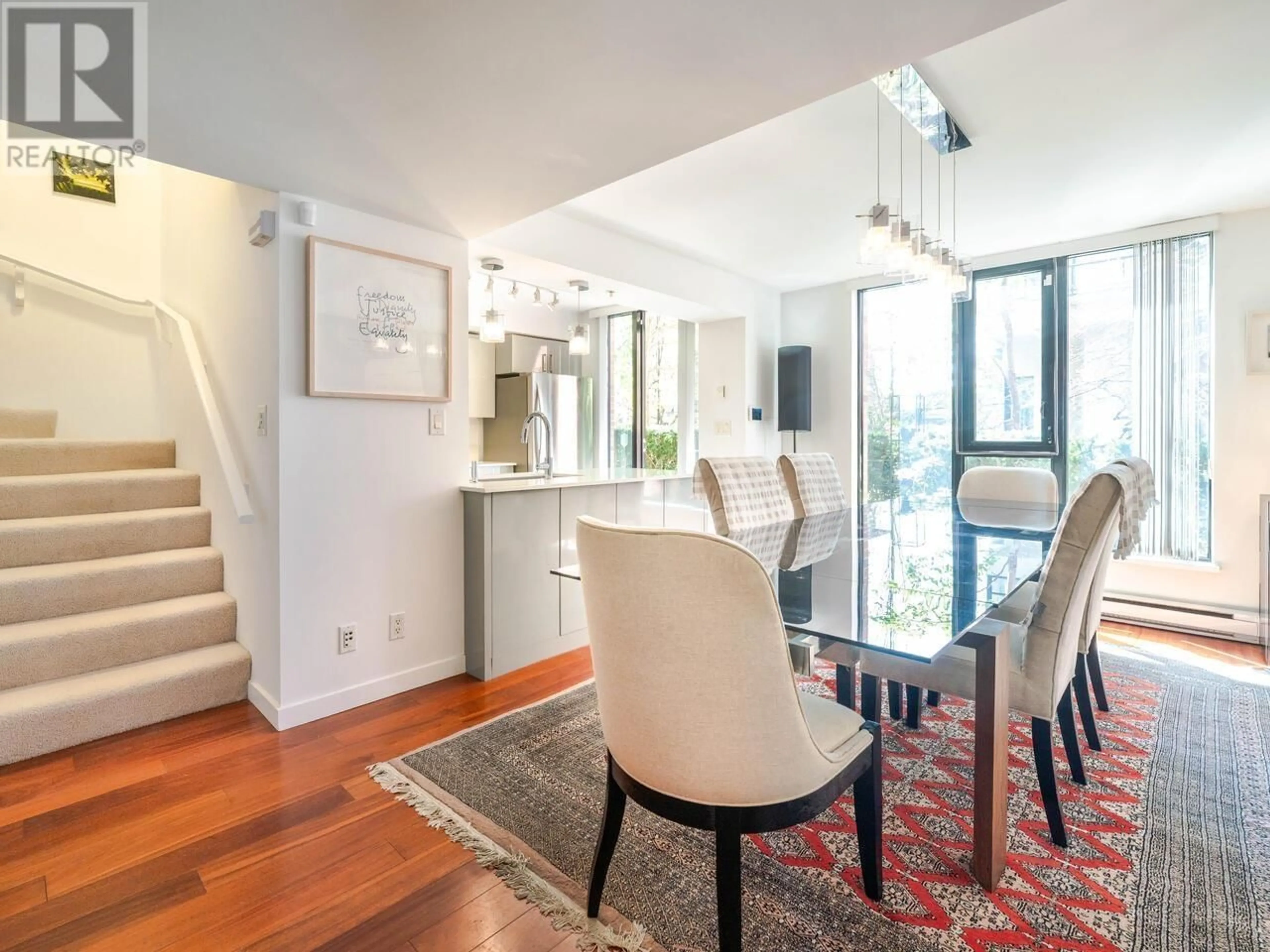 Dining room, unknown for 378 SMITHE STREET, Vancouver British Columbia V6B1T7