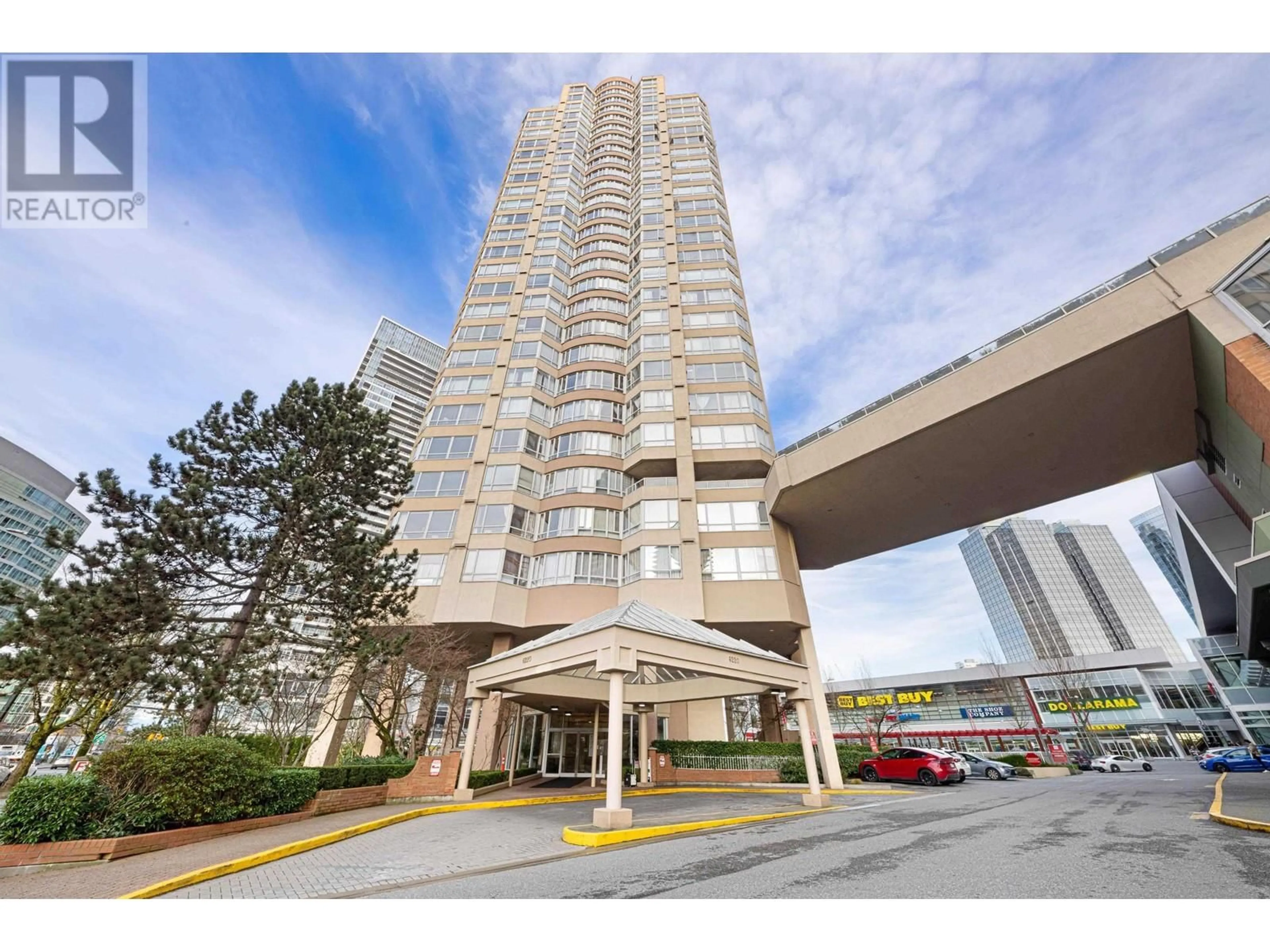 Indoor foyer for 2602 - 6220 MCKAY AVENUE, Burnaby British Columbia V5H4M8