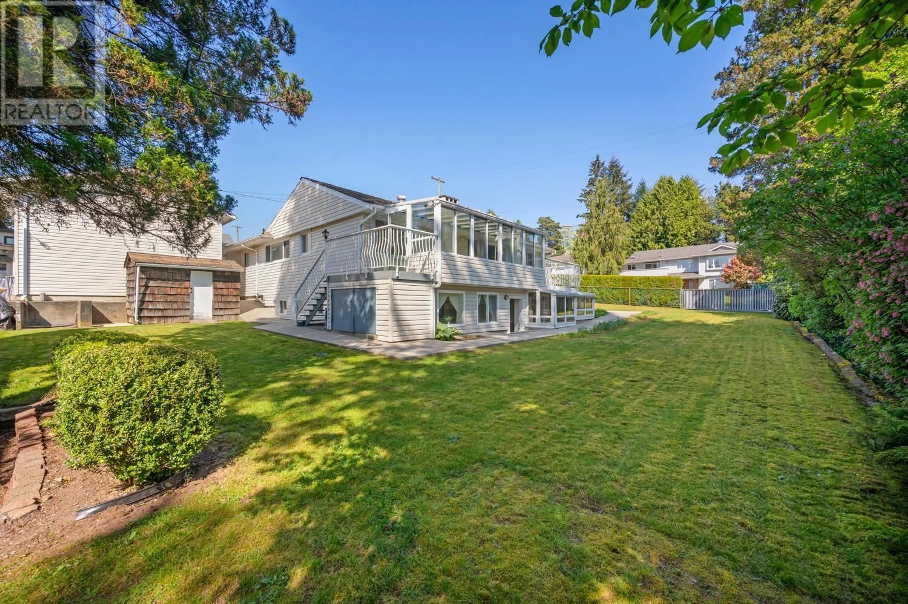 A pic from outside/outdoor area/front of a property/back of a property/a pic from drone, unknown for 320 WALKER STREET, Coquitlam British Columbia V3K4C9