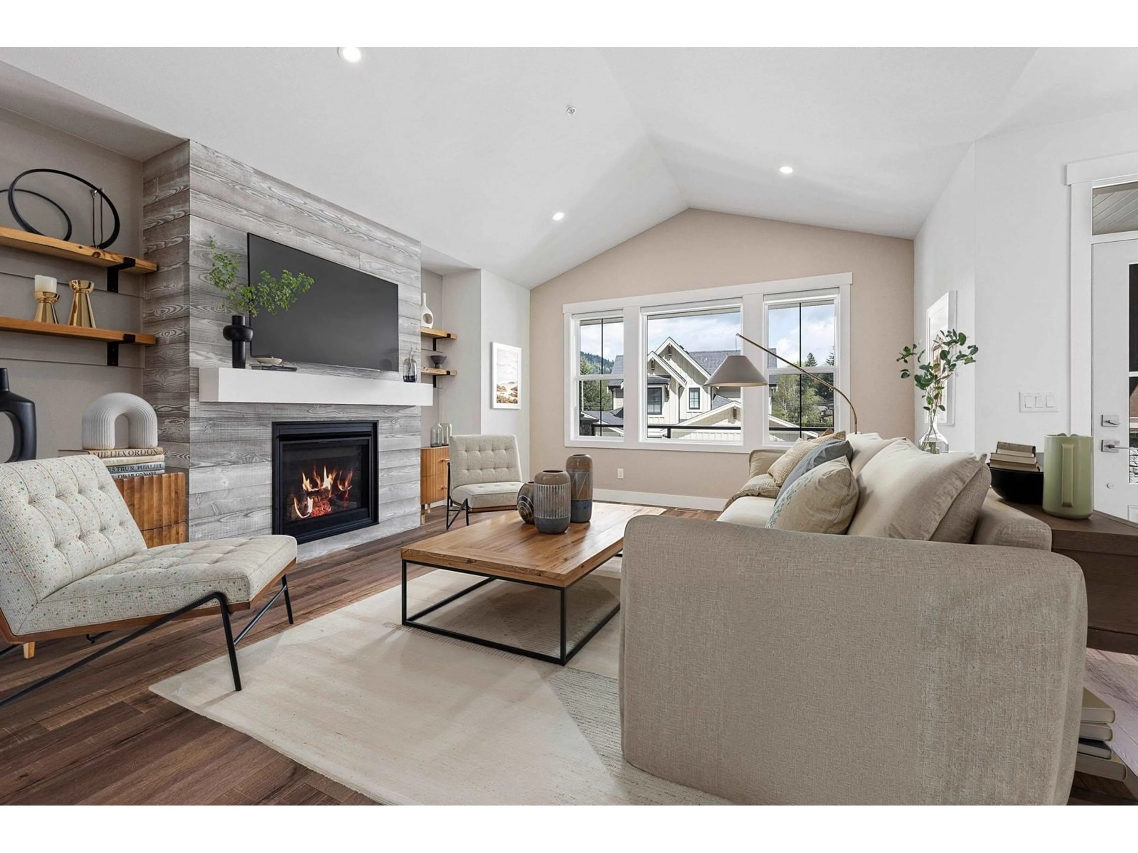 Living room with furniture, unknown for 83 - 1880 COLUMBIA VALLEY ROAD, Lindell Beach British Columbia V2R6G8