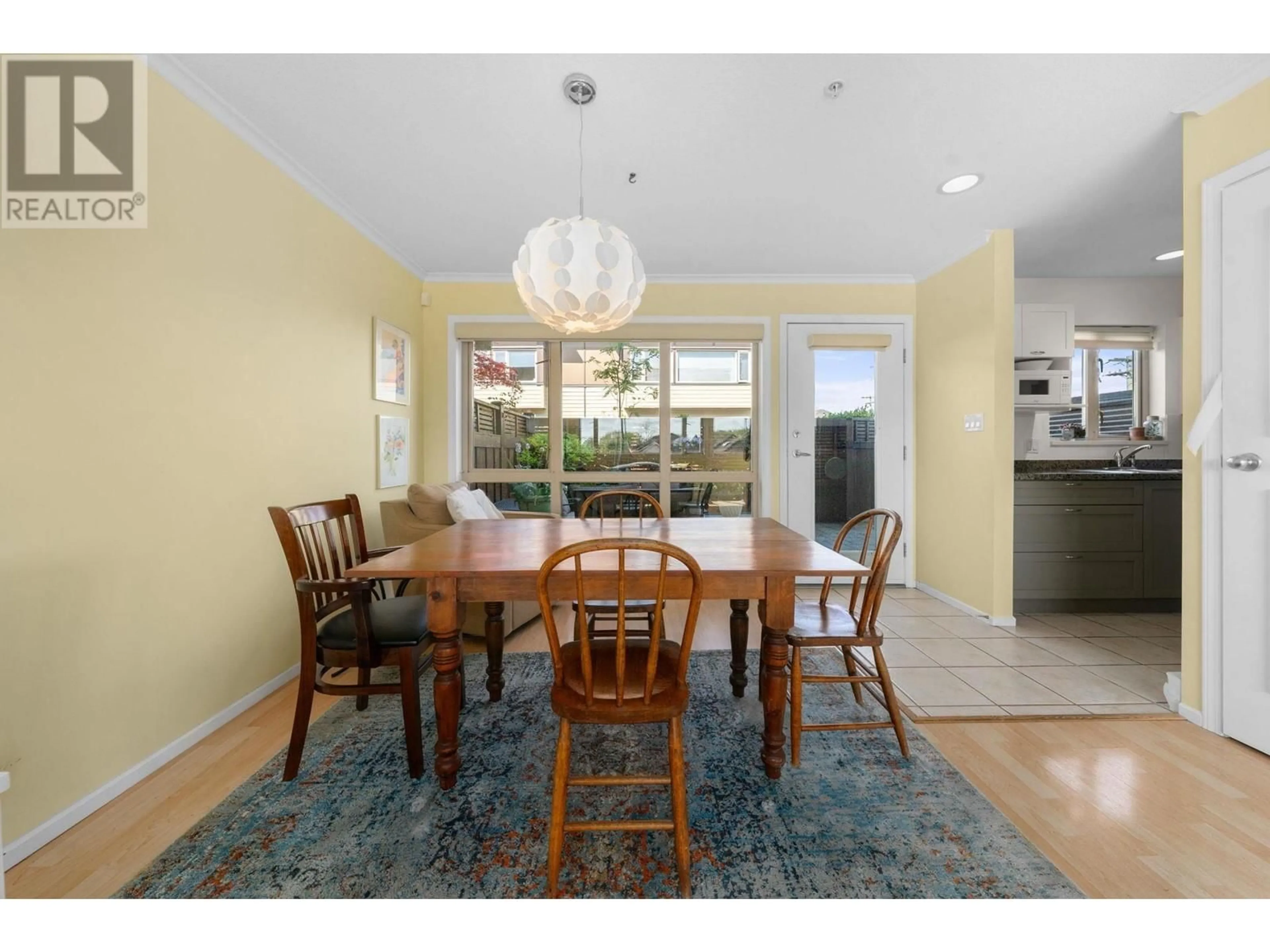 Dining room, unknown for 17 - 2389 CHARLES STREET, Vancouver British Columbia V5L5G4