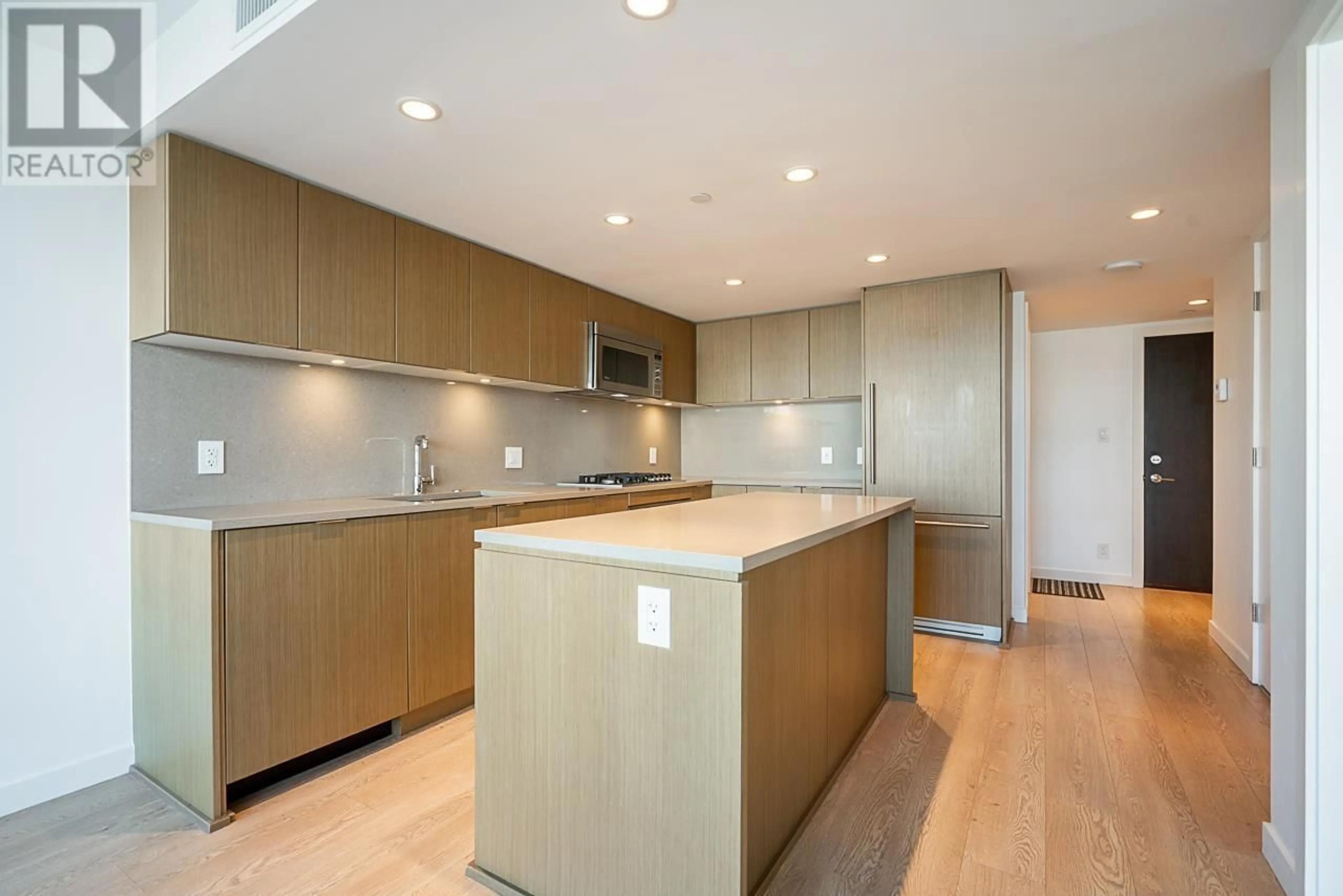 Unknown for 306 - 125 14TH STREET, Vancouver British Columbia V7L0E6