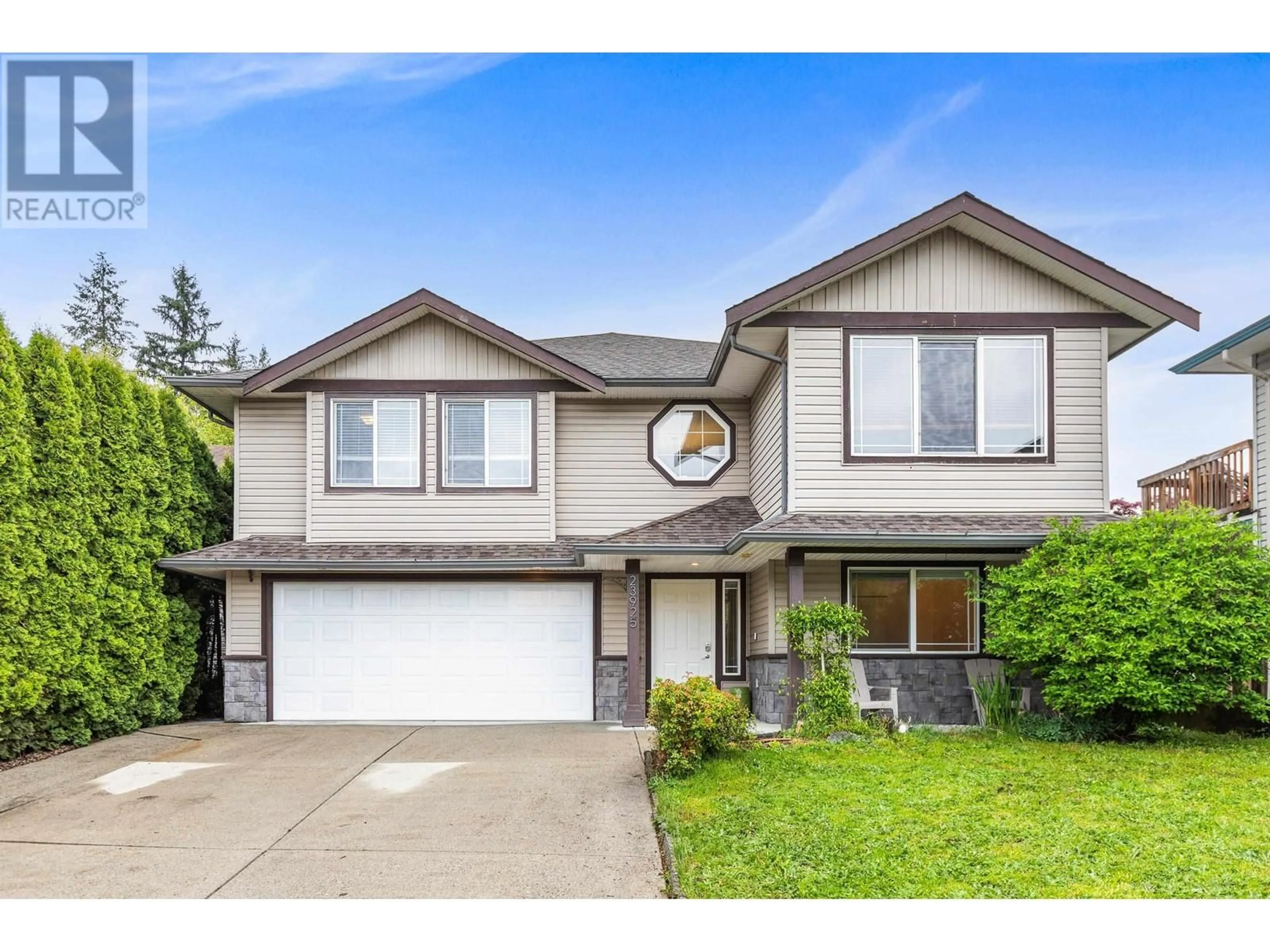 Home with vinyl exterior material, street for 23925 115A AVENUE, Maple Ridge British Columbia V2W1Y4