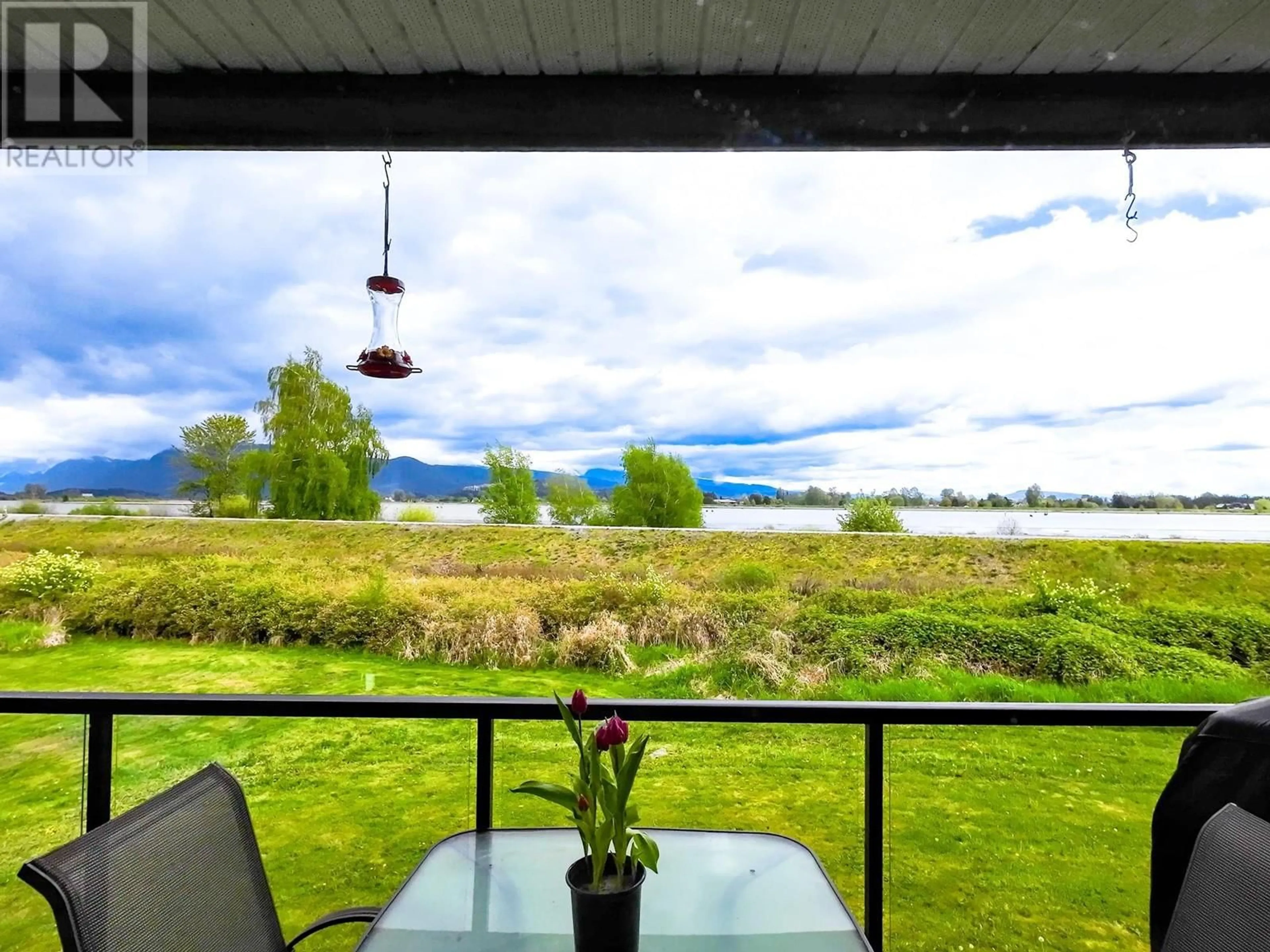 Patio, water/lake/river/ocean view for 325 LAURIER AVENUE, Port Coquitlam British Columbia V3E3G1