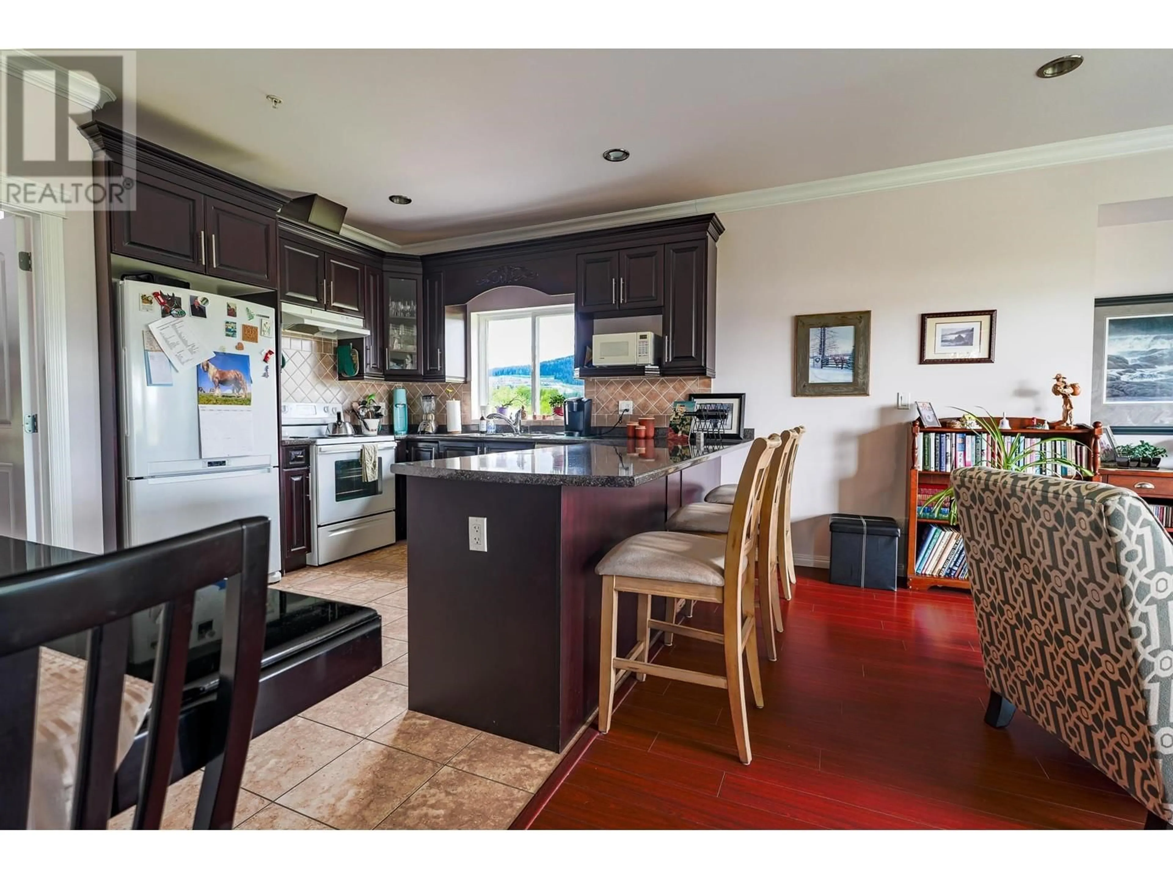 Open concept kitchen, unknown for 325 LAURIER AVENUE, Port Coquitlam British Columbia V3E3G1