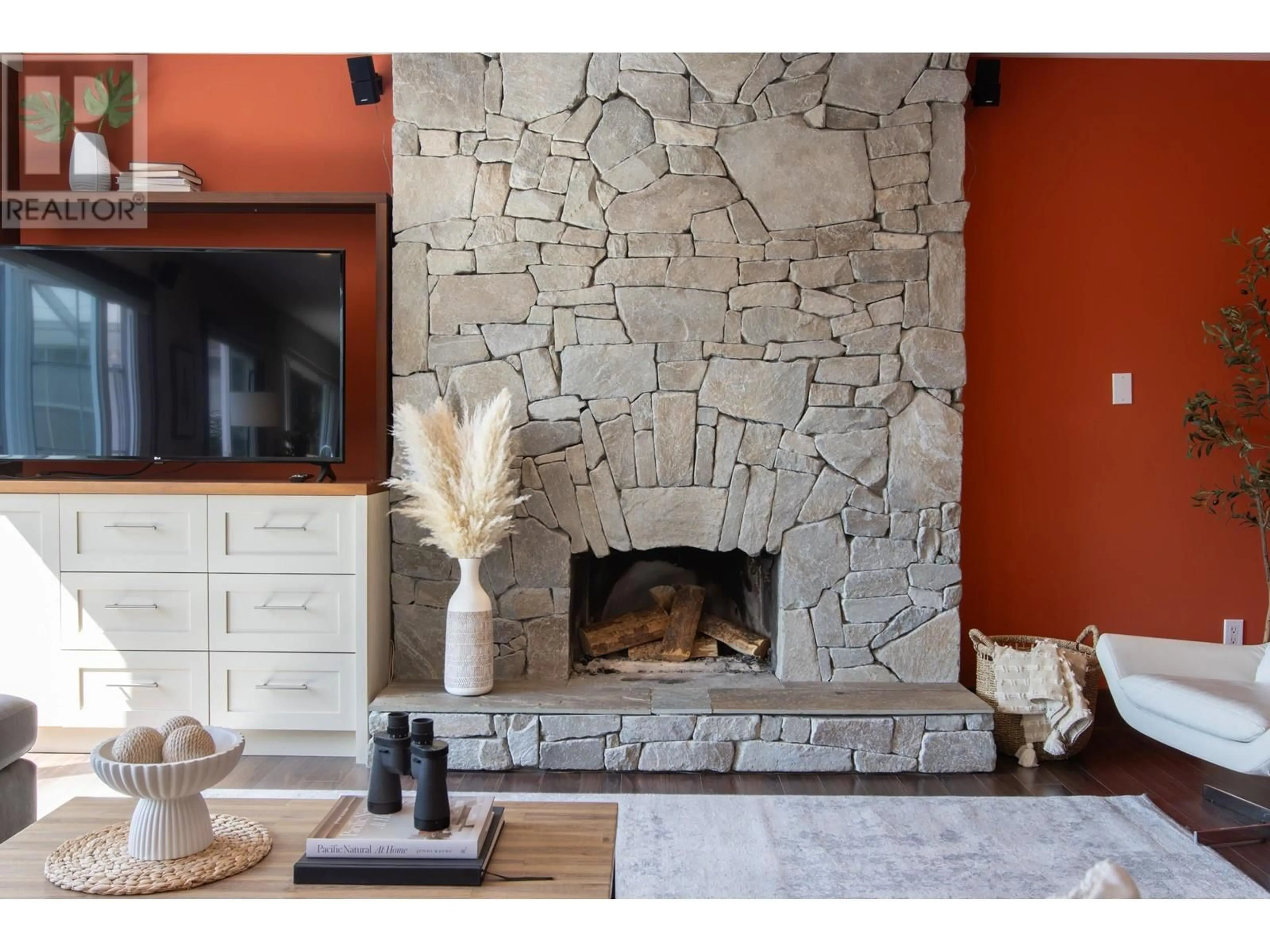 Unknown for 38268 OCEAN VIEW, Squamish British Columbia V9B0A4