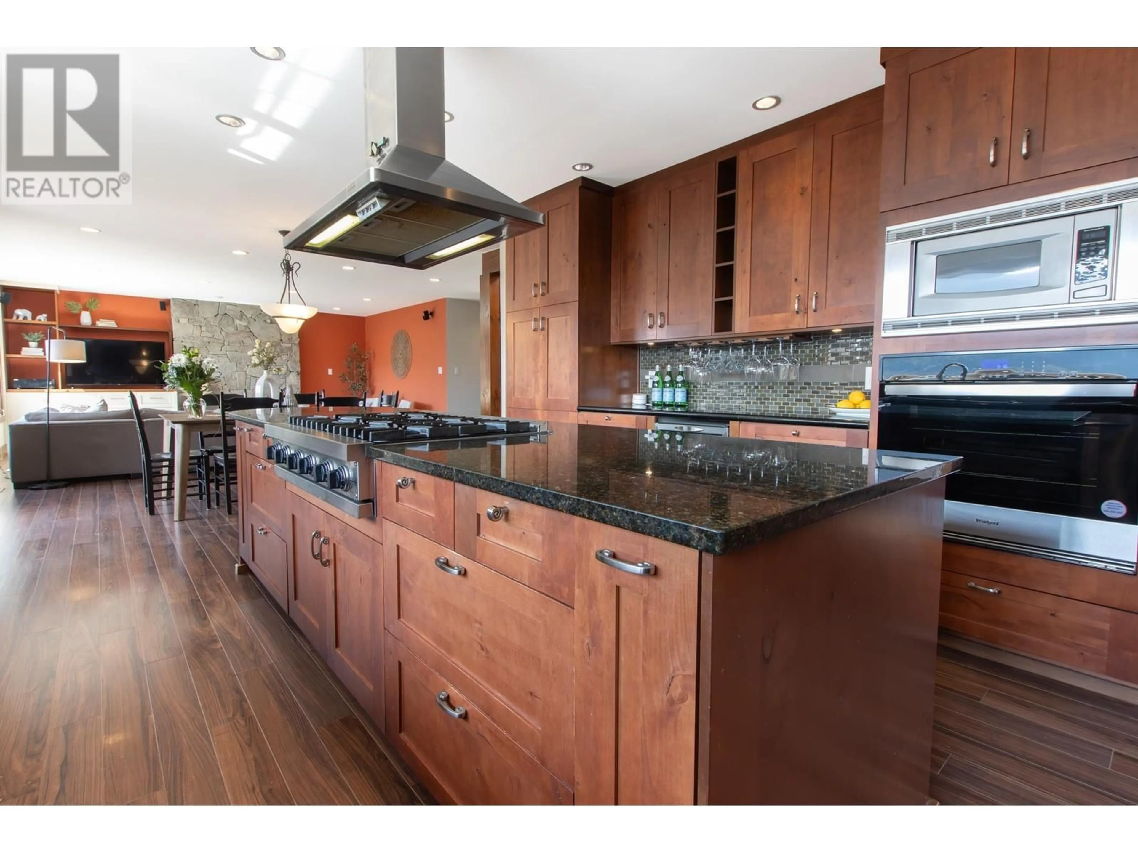 Contemporary kitchen, unknown for 38268 OCEAN VIEW, Squamish British Columbia V9B0A4