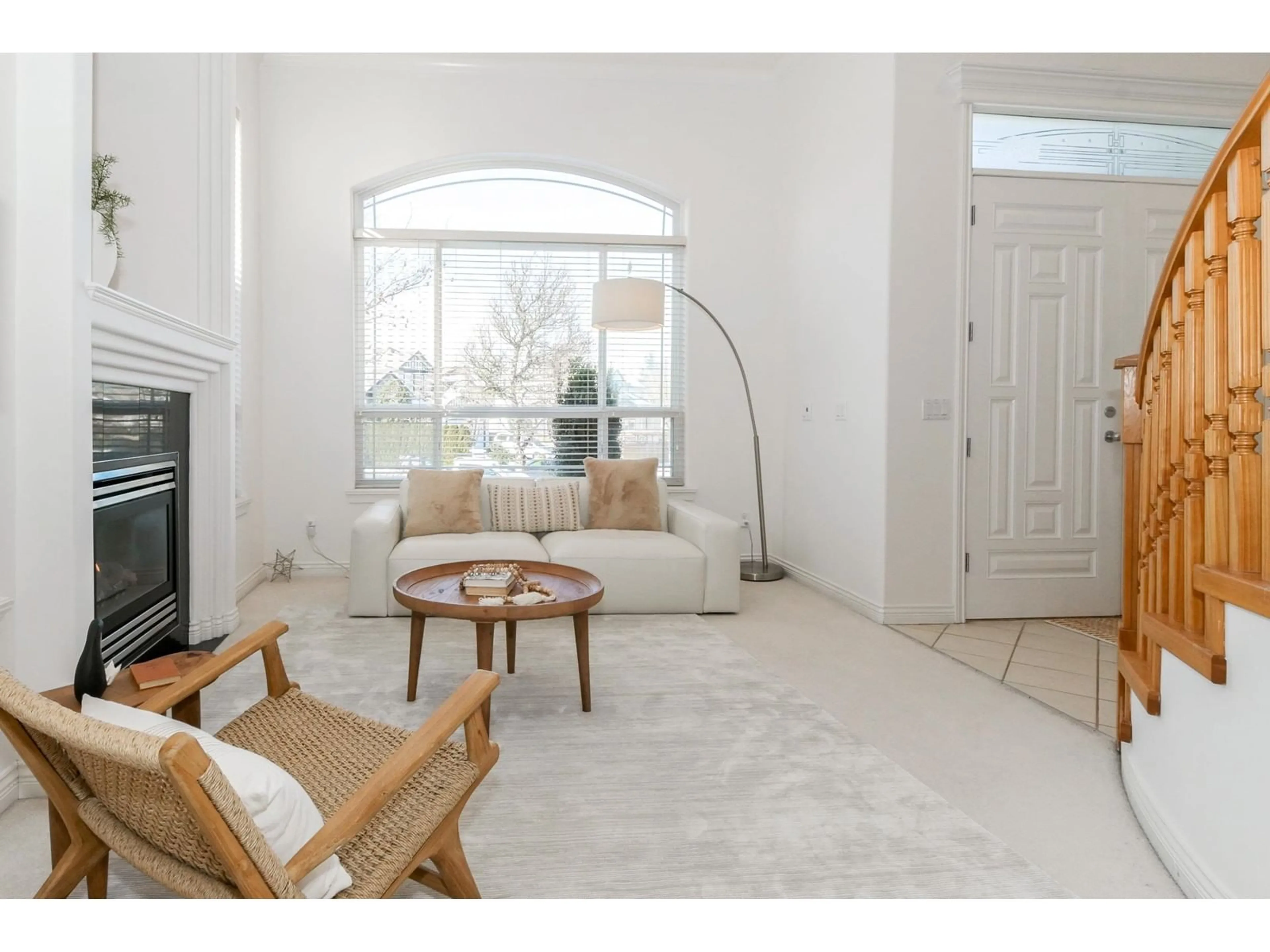Living room with furniture, unknown for 6466 189, Surrey British Columbia V3S8V4