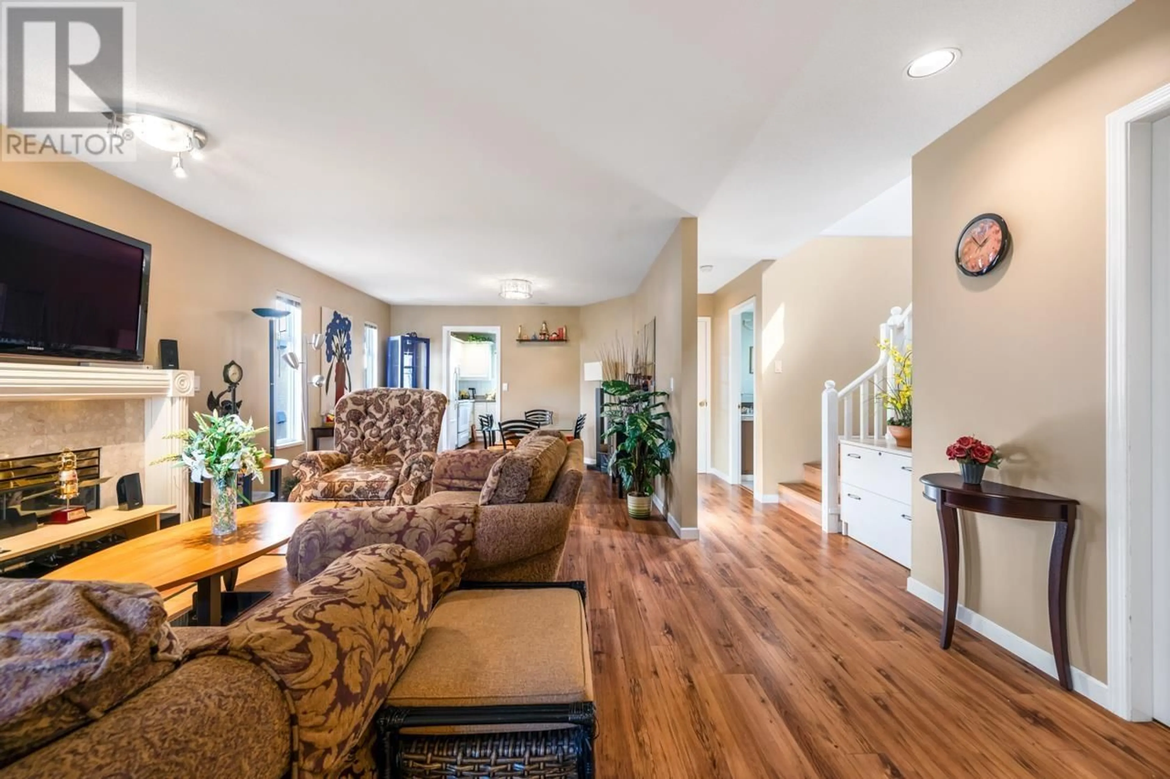 Living room with furniture, unknown for 30 - 10000 FISHER GATE, Richmond British Columbia V6X3W8