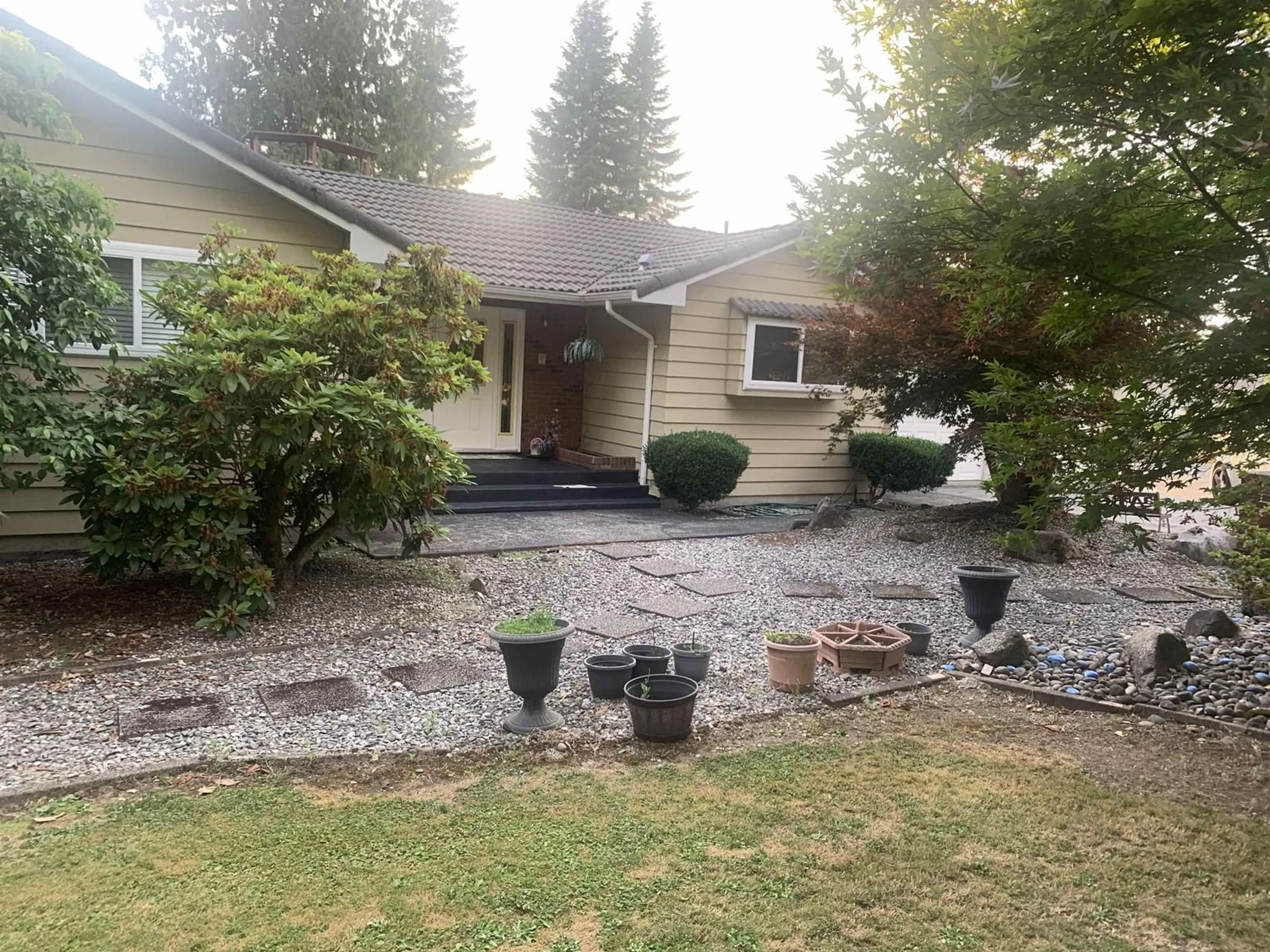 A pic from outside/outdoor area/front of a property/back of a property/a pic from drone, mountain view for 6863 204TH, Langley British Columbia V2Y1P8