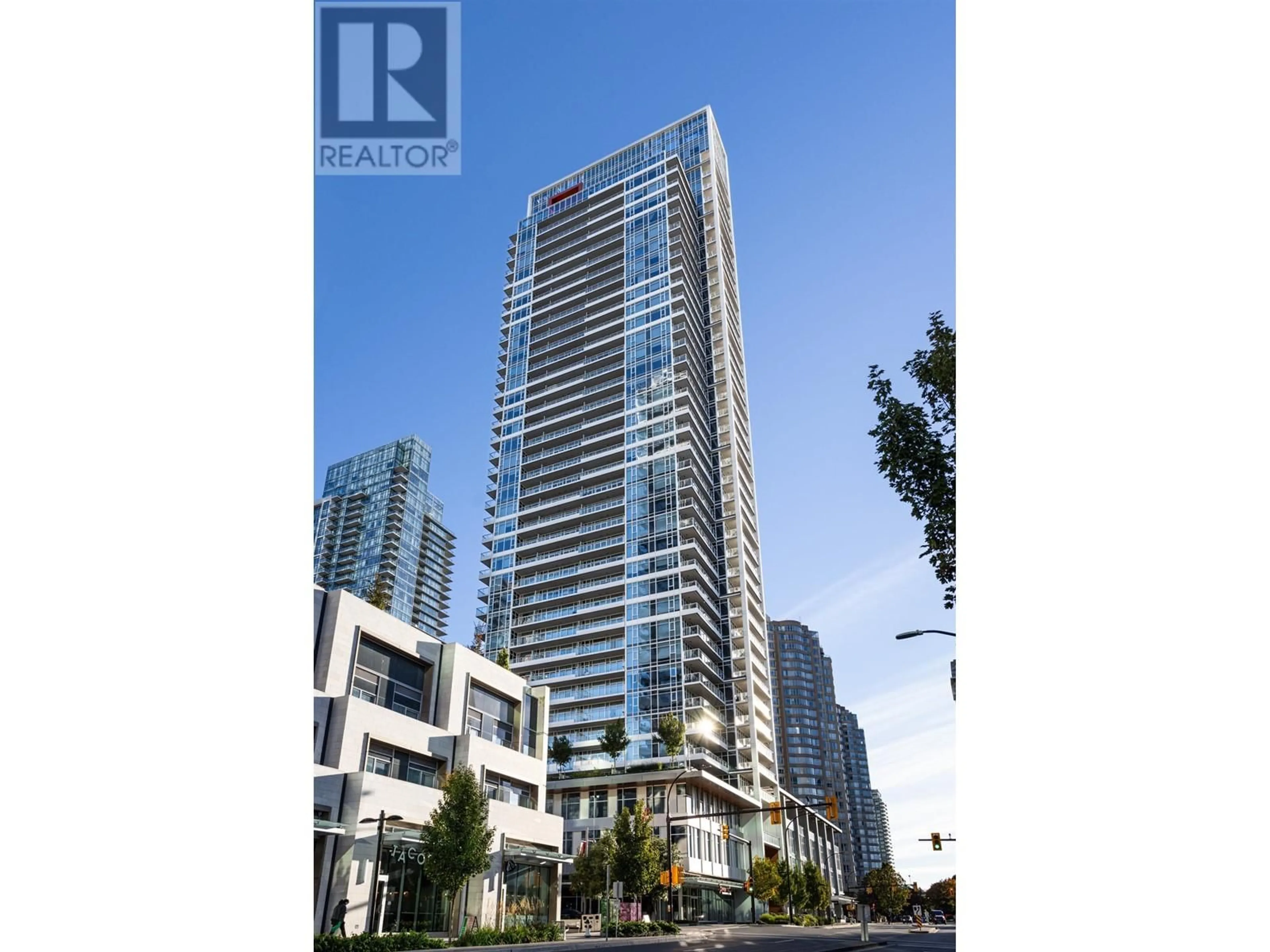 Indoor foyer for 606 - 6080 MCKAY AVENUE, Burnaby British Columbia V5H0J4