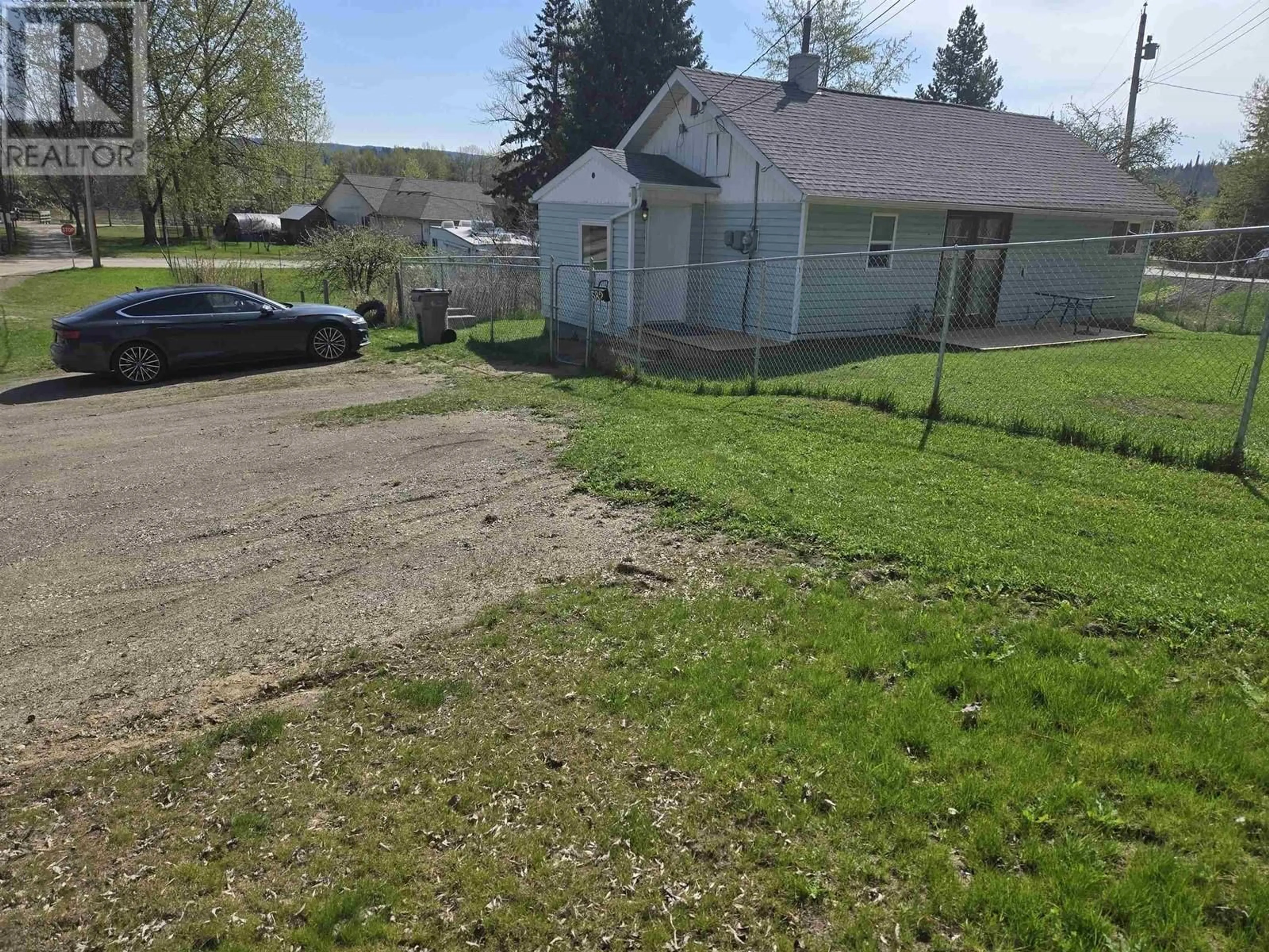A pic from outside/outdoor area/front of a property/back of a property/a pic from drone, street for 582 NORTH FRASER DRIVE, Quesnel British Columbia V2J1Z5