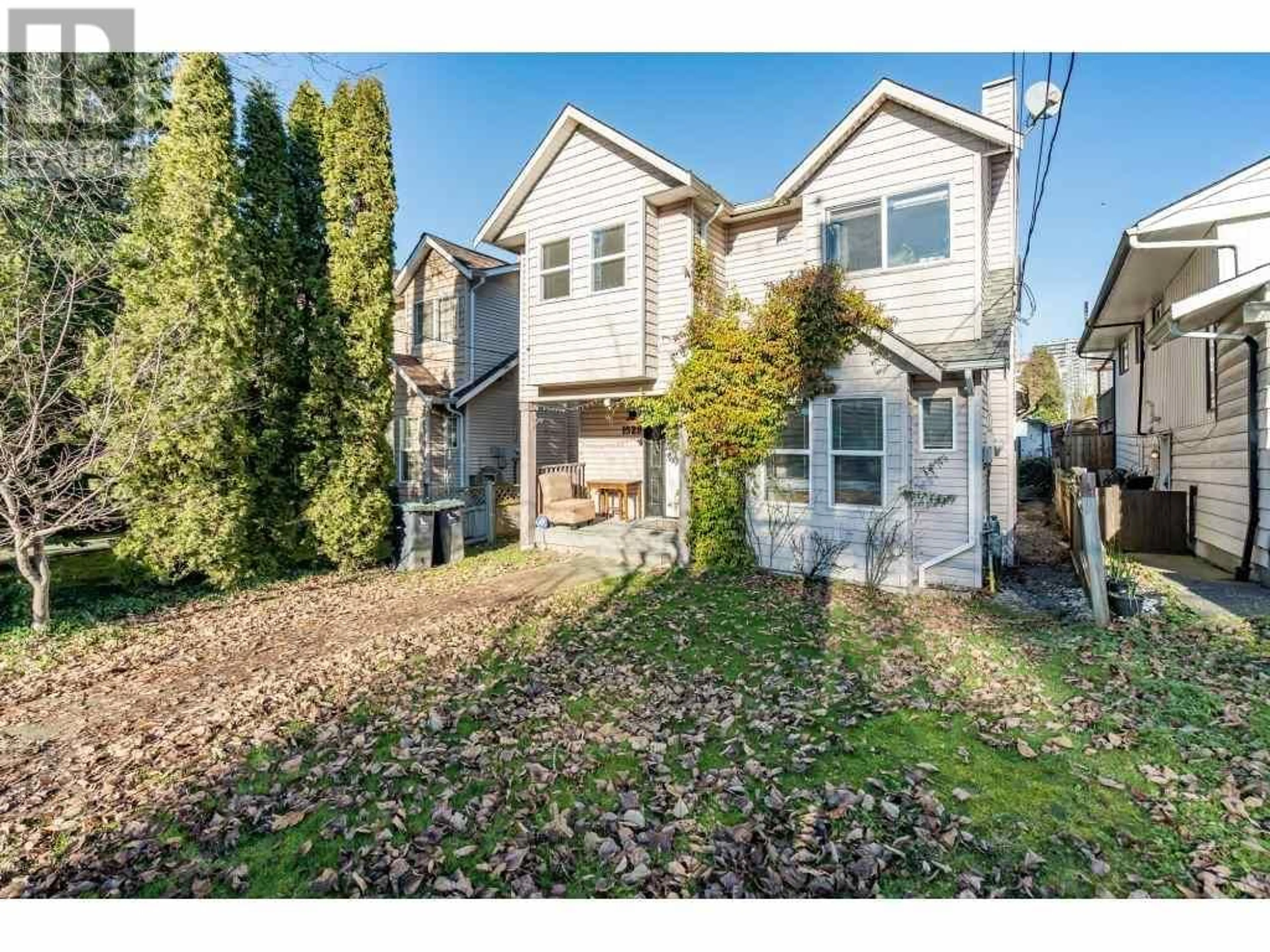 A pic from outside/outdoor area/front of a property/back of a property/a pic from drone, street for 1528 BOND STREET, North Vancouver British Columbia V7J1E7