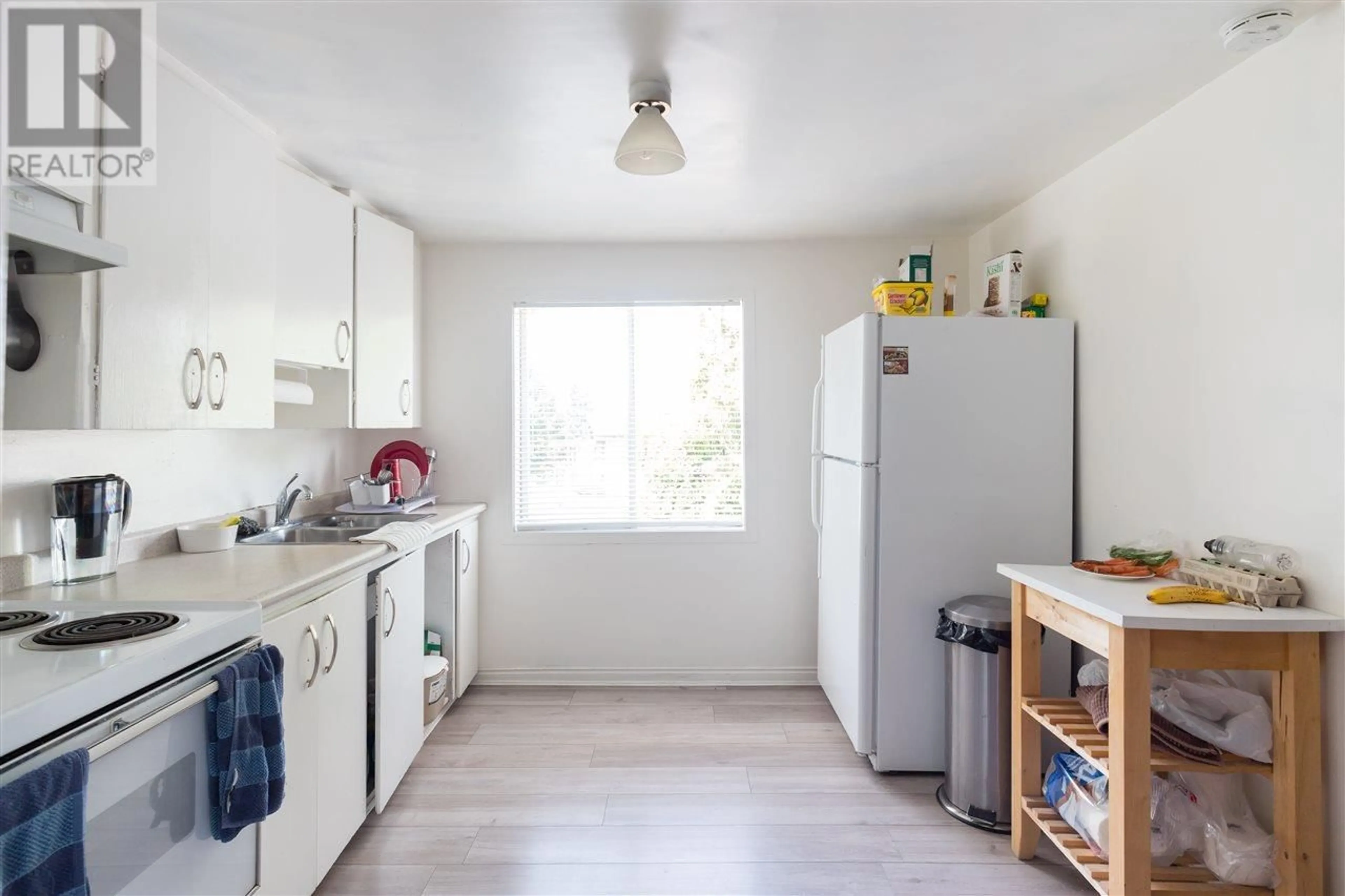 Standard kitchen, unknown for 5195 RUBY STREET, Vancouver British Columbia V5R4K4