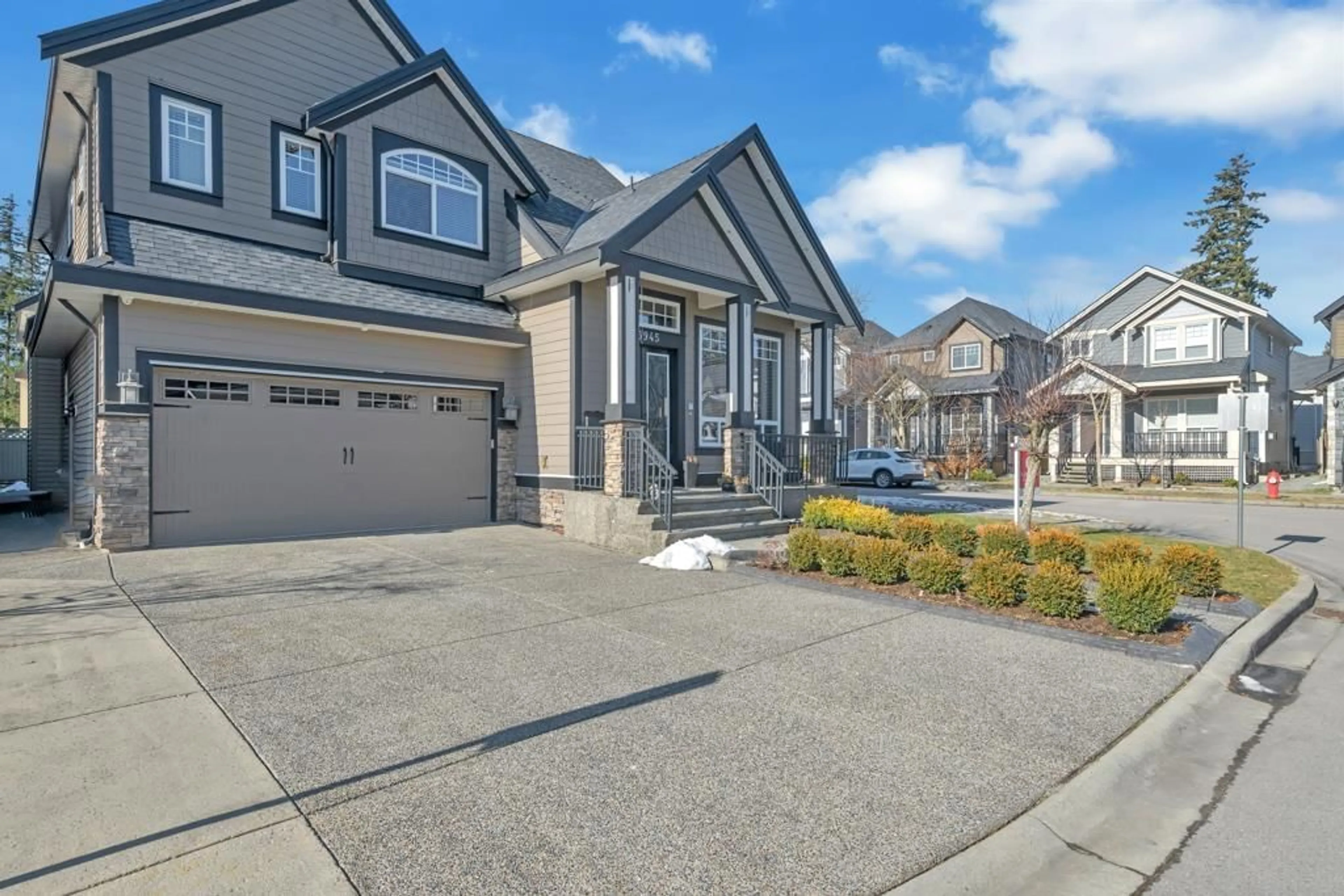 Home with vinyl exterior material, street for 5945 130A, Surrey British Columbia V3X0G5