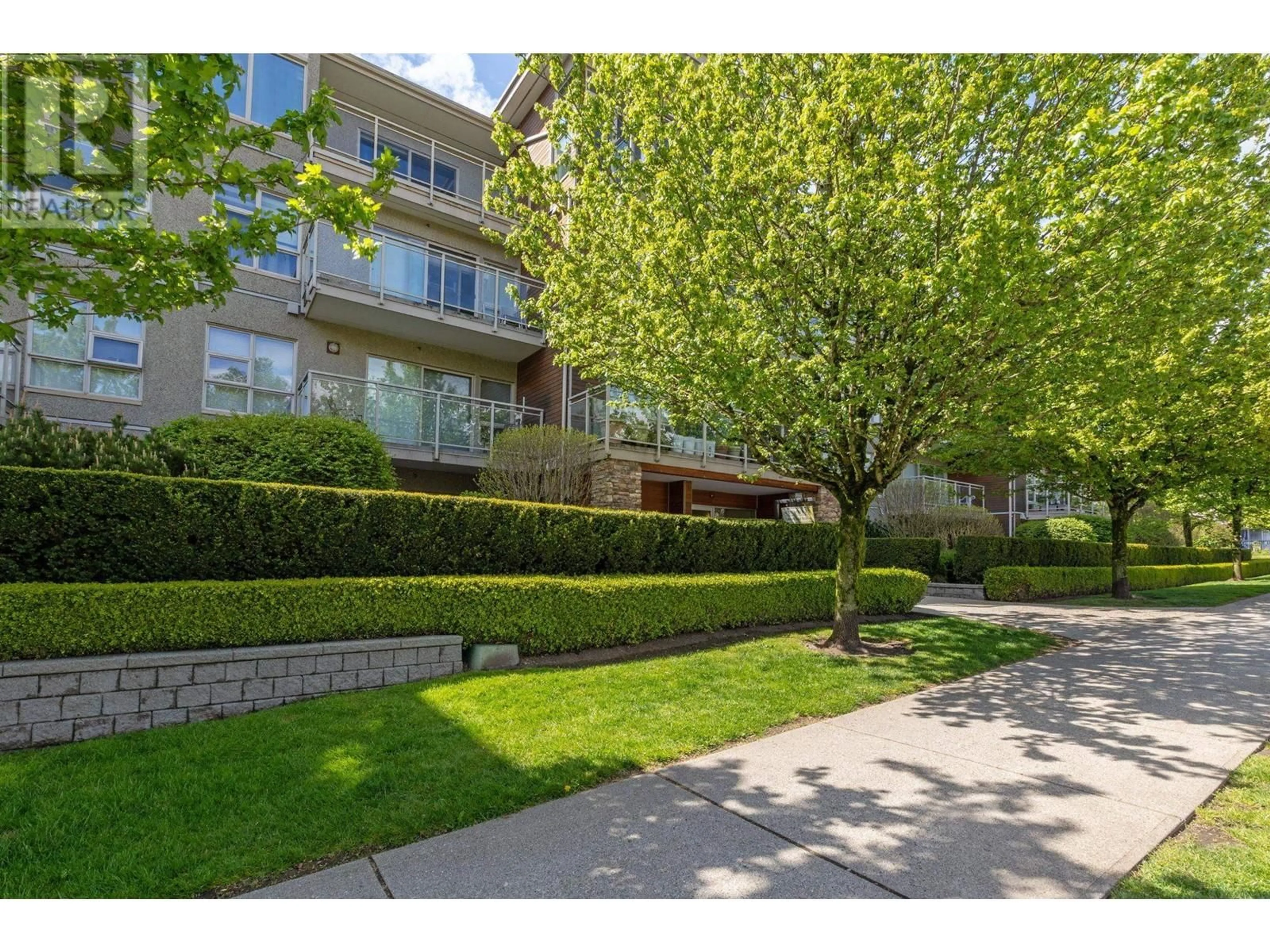 Patio, street for 110 - 1033 ST. GEORGES AVENUE, North Vancouver British Columbia V7L3H5