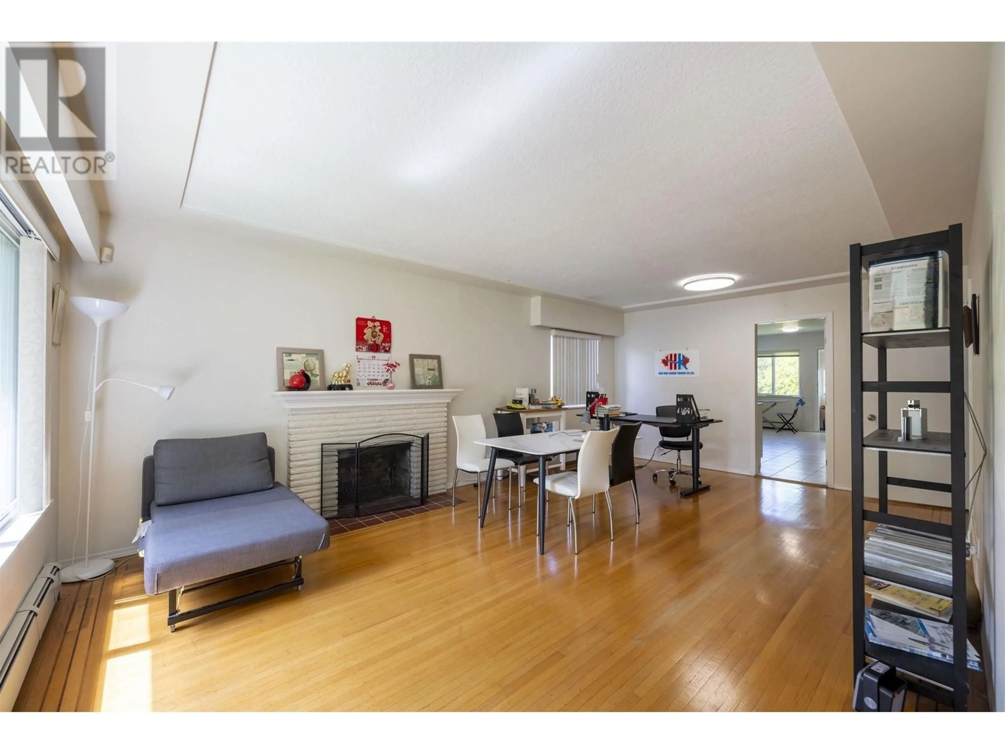 A pic of a room for 4663 15TH AVENUE, Vancouver British Columbia V6R3B5