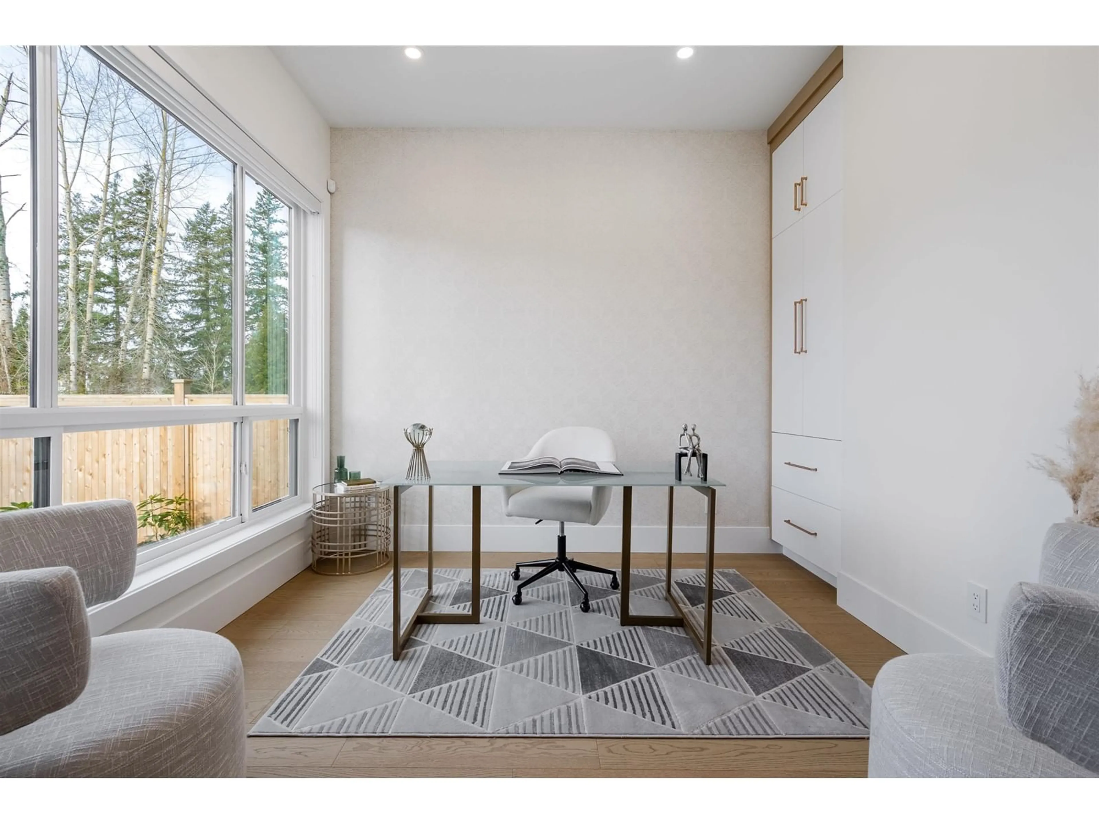 Indoor entryway for 7158 204A, Langley British Columbia V2Y3S7