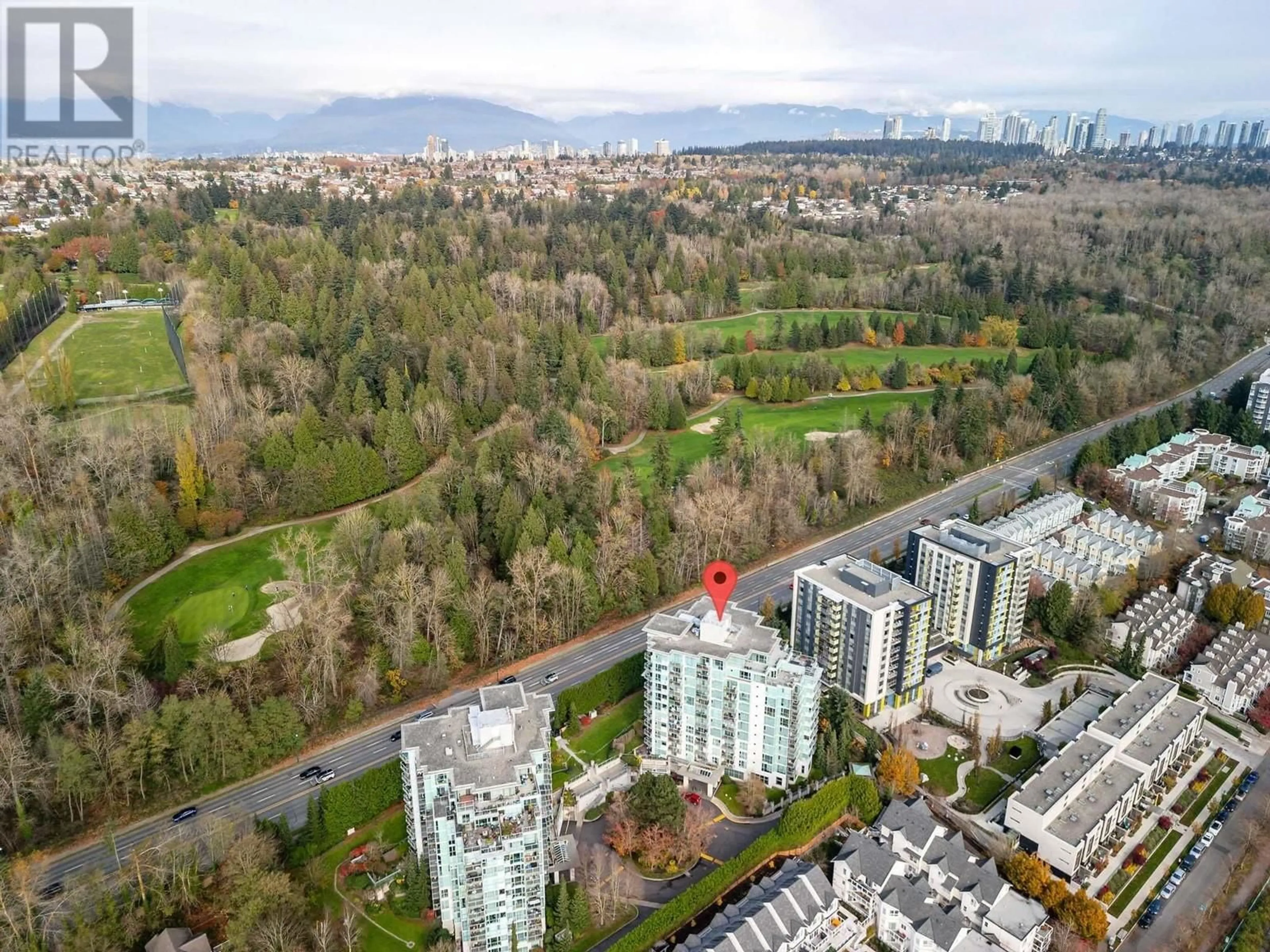A pic from outside/outdoor area/front of a property/back of a property/a pic from drone, city buildings view from balcony for 901 - 2763 CHANDLERY PLACE, Vancouver British Columbia V5S4V4