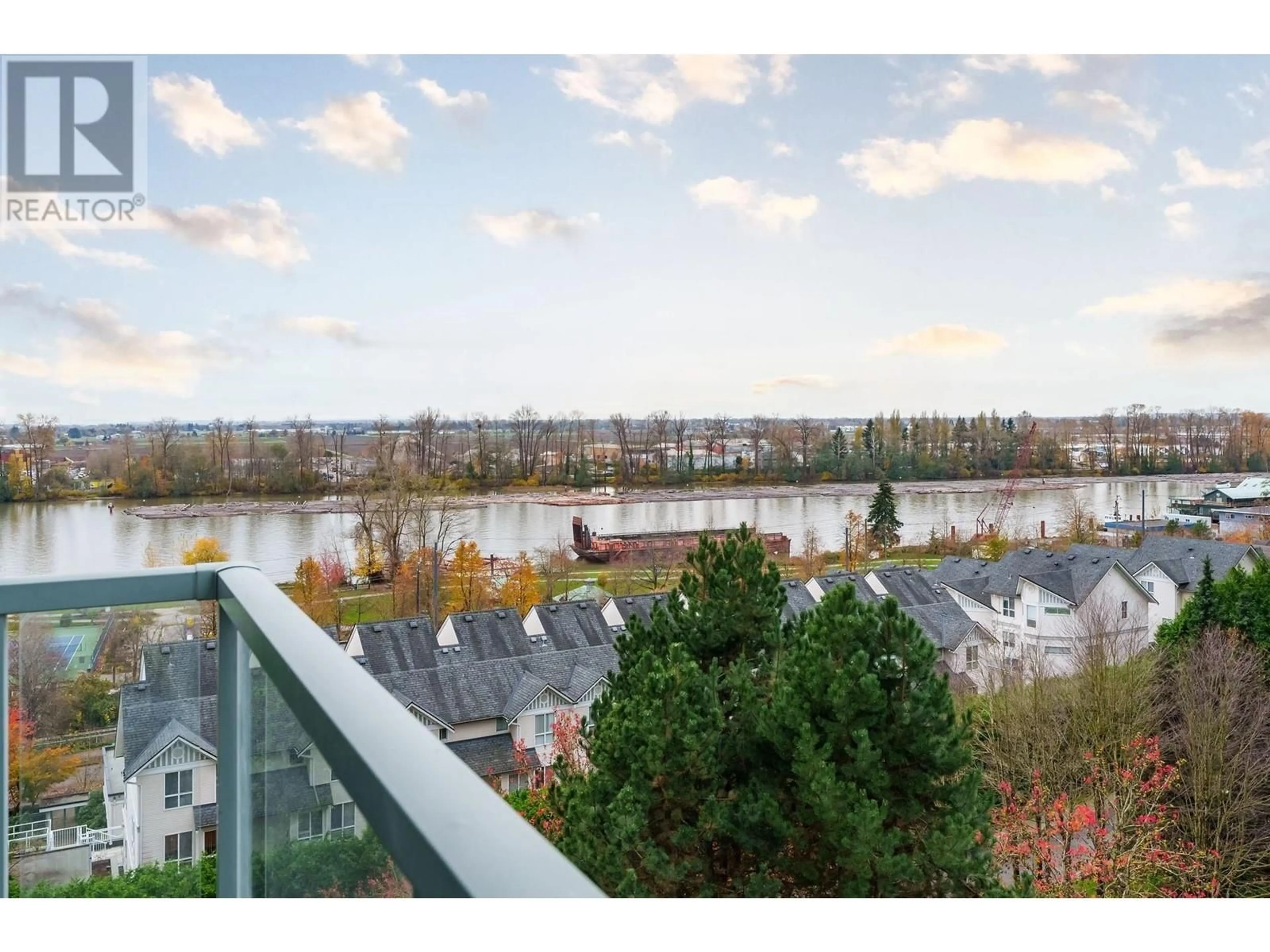 Balcony in the apartment, water/lake/river/ocean view for 901 - 2763 CHANDLERY PLACE, Vancouver British Columbia V5S4V4