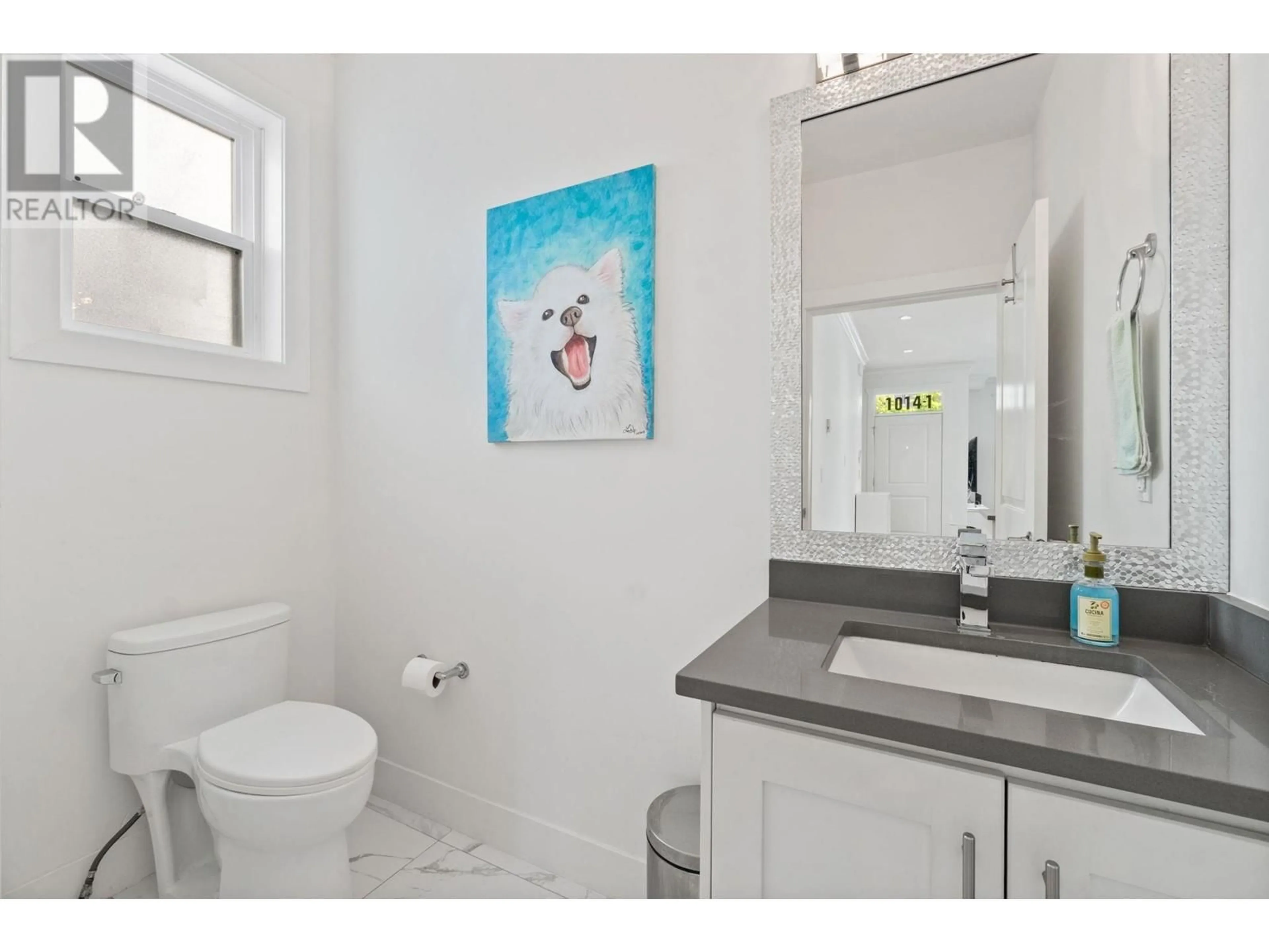 Standard bathroom, ceramic/tile floor for 1 - 1014 FOURTH AVENUE, New Westminster British Columbia V3M1T4