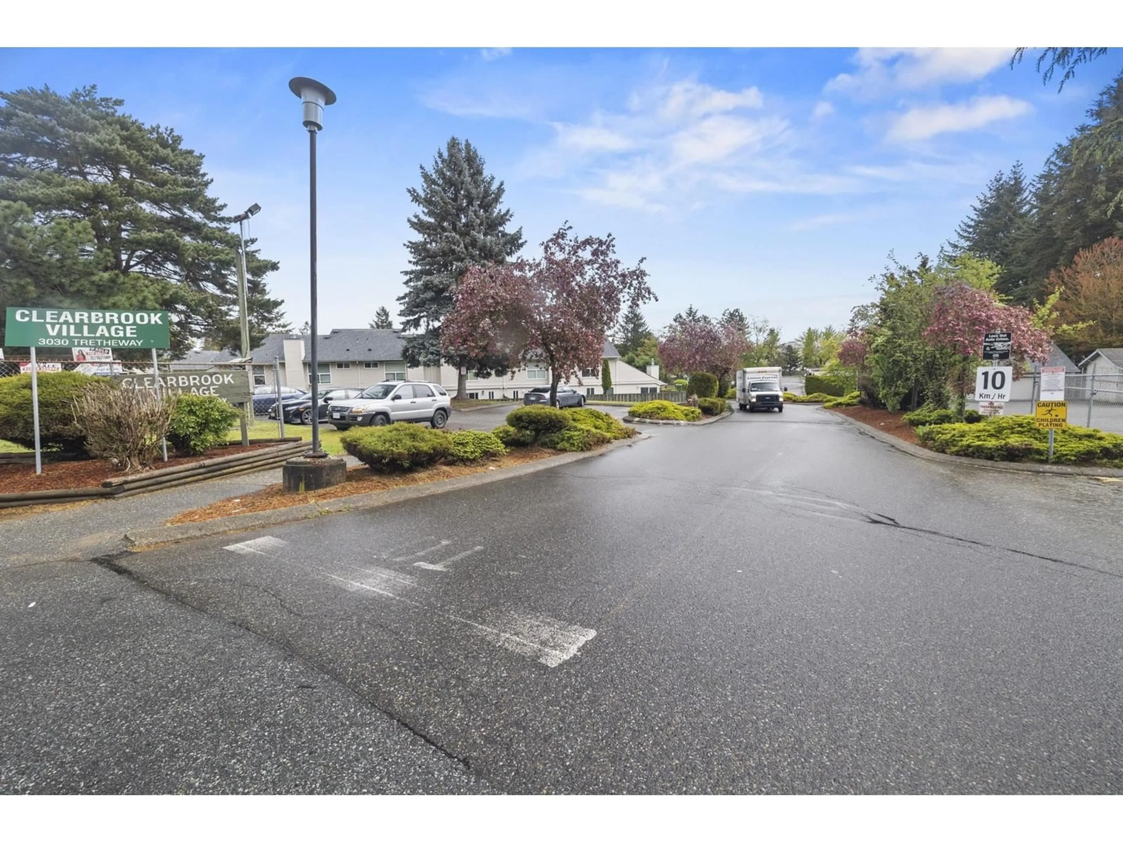 Unknown for 87 - 3030 TRETHEWEY, Abbotsford British Columbia V2T4N2