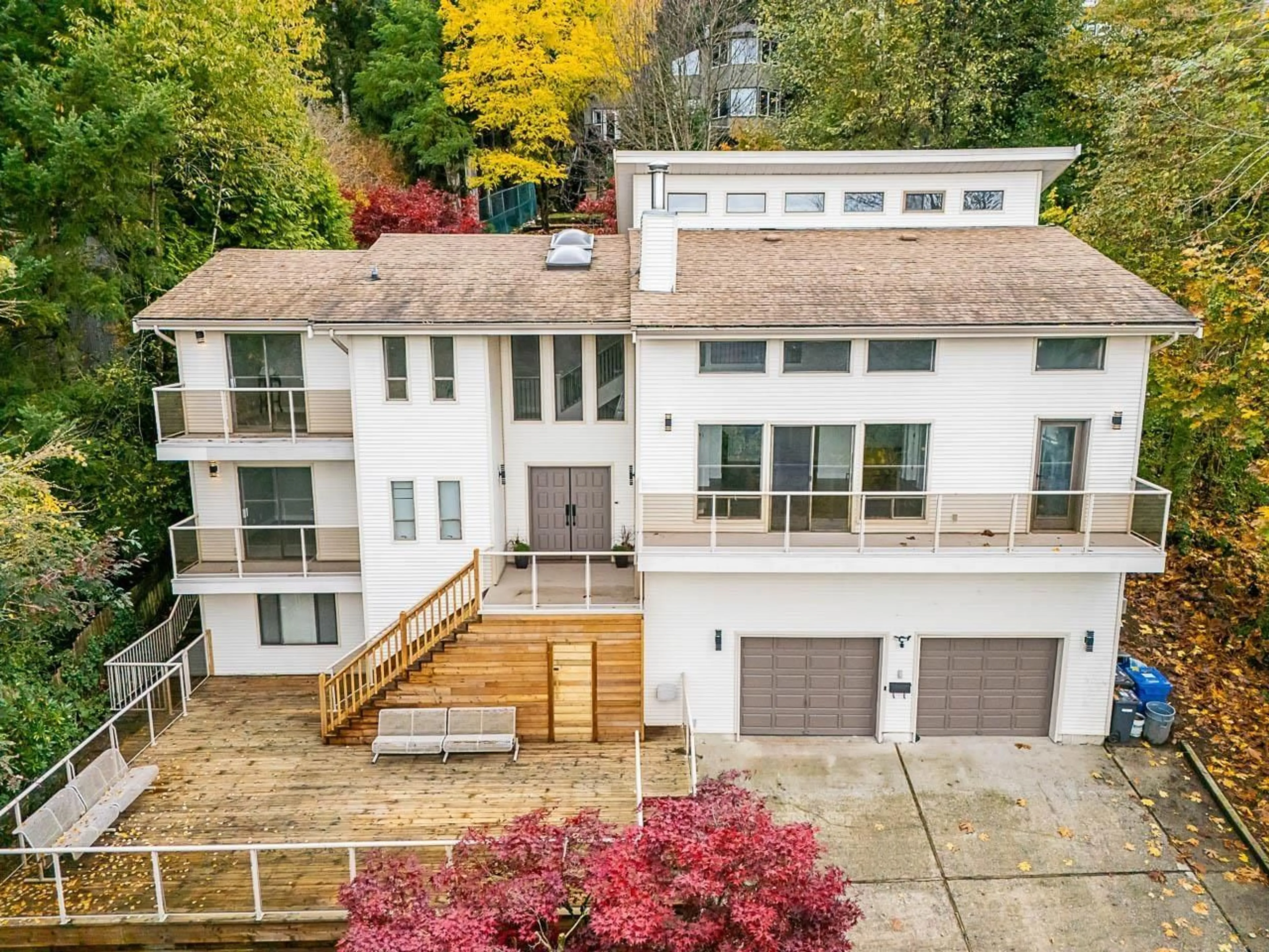 A pic from outside/outdoor area/front of a property/back of a property/a pic from drone, unknown for 2616 ST GALLEN, Abbotsford British Columbia V3G1C3