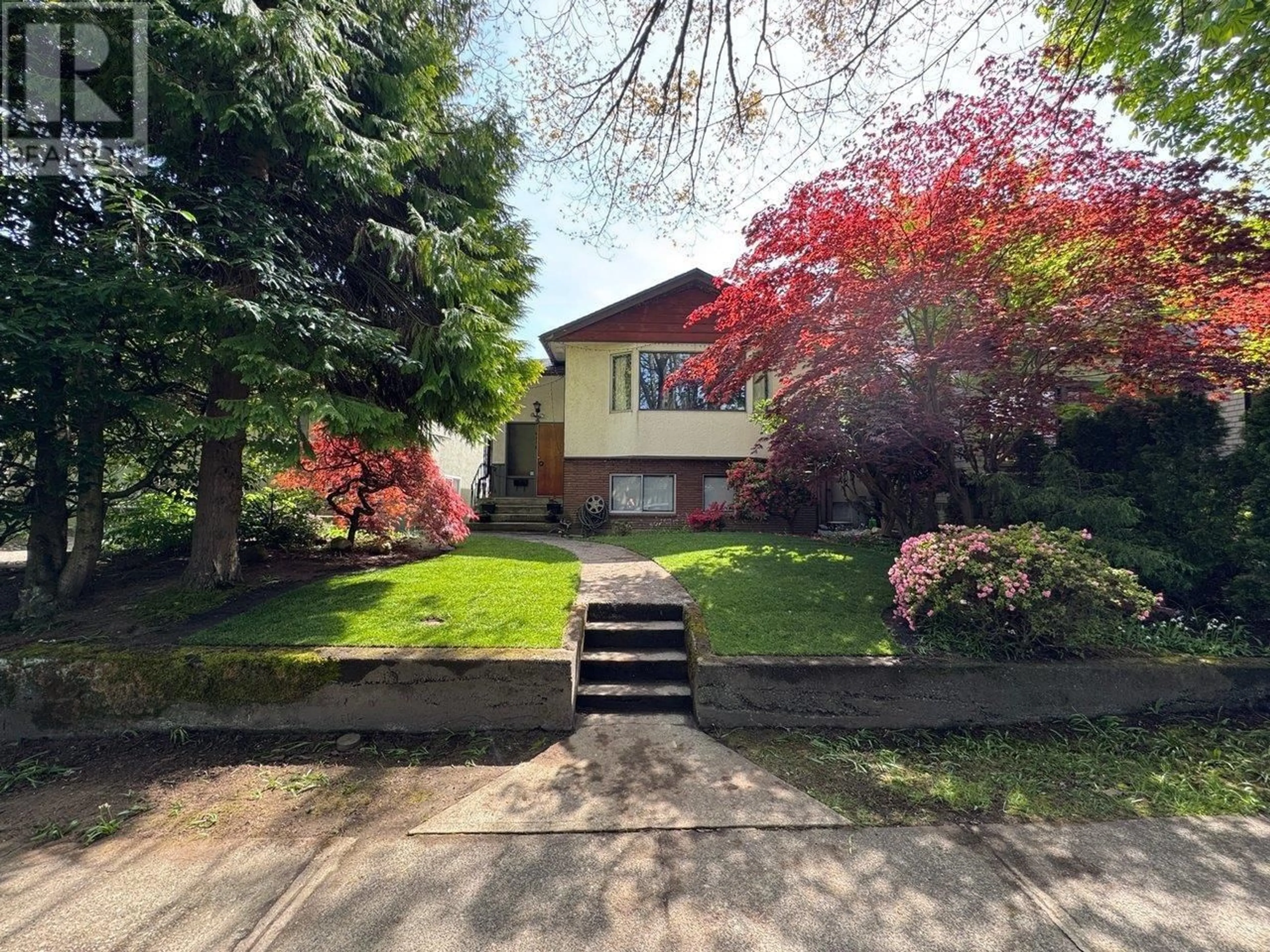 Unknown for 4378 11TH AVENUE, Vancouver British Columbia V6R2M1