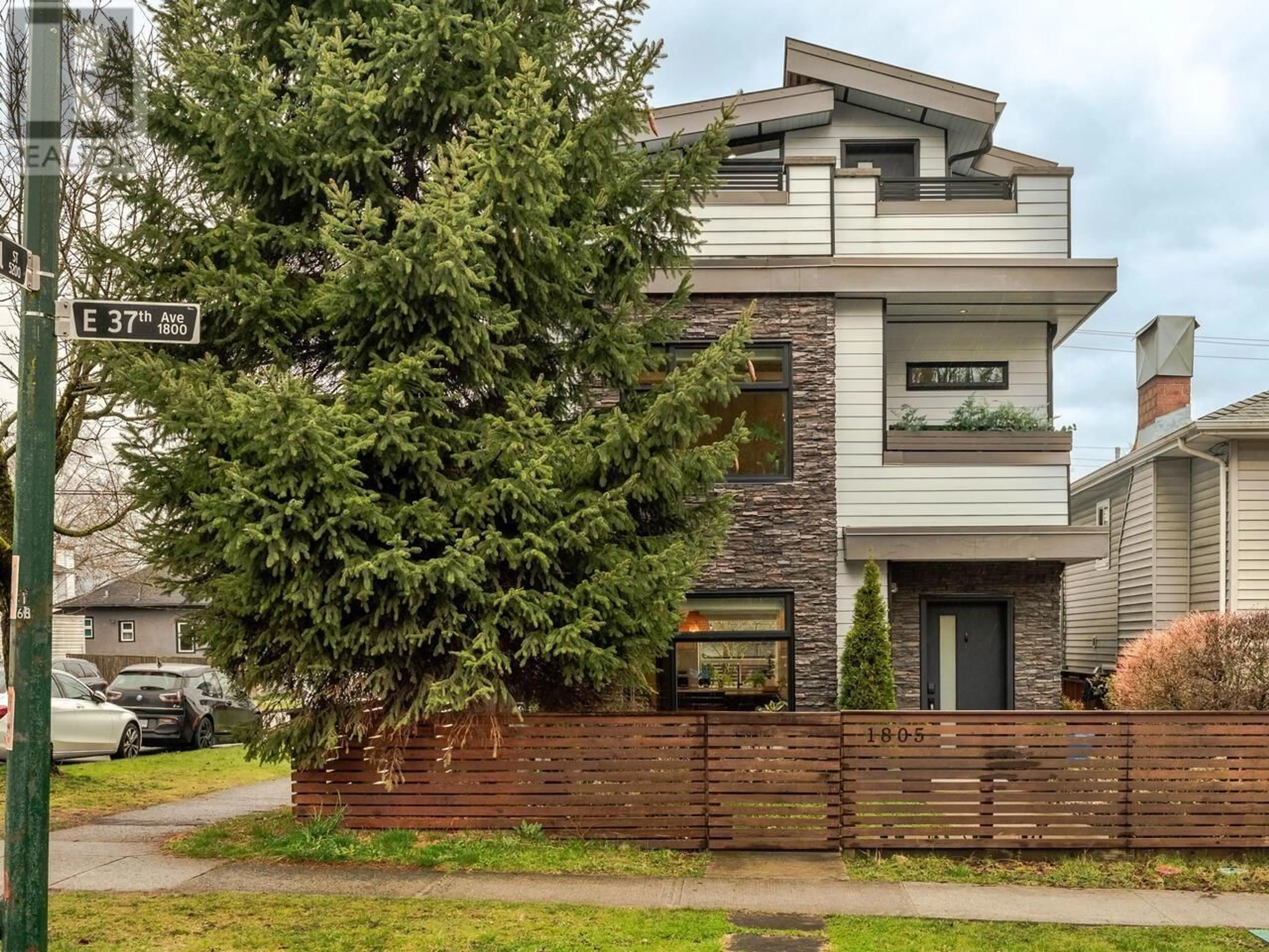 Home with brick exterior material, street for 1805 37TH AVENUE, Vancouver British Columbia V5P1E9
