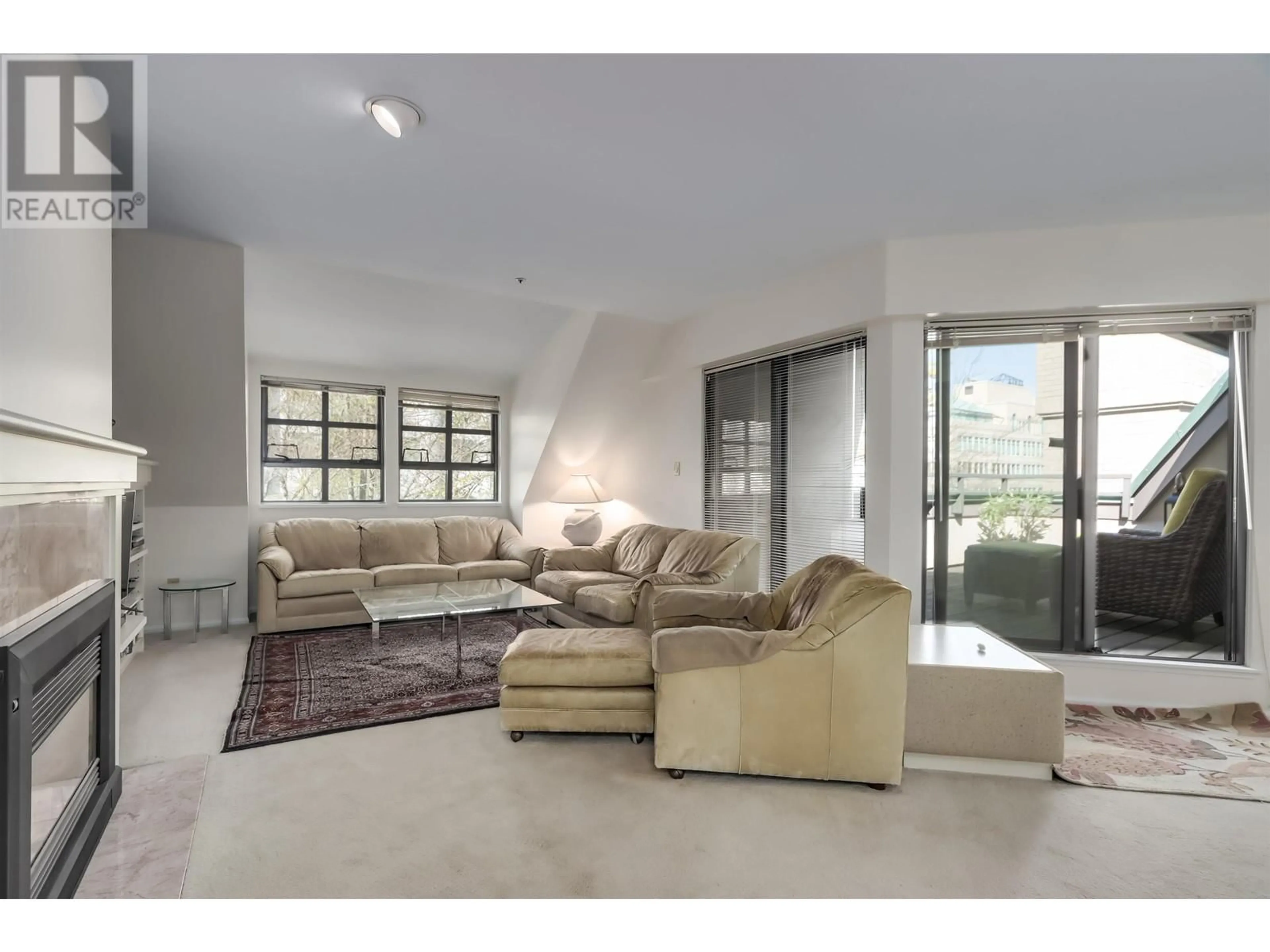 Living room with furniture, unknown for E403 - 628 12TH AVENUE, Vancouver British Columbia V5Z1M8