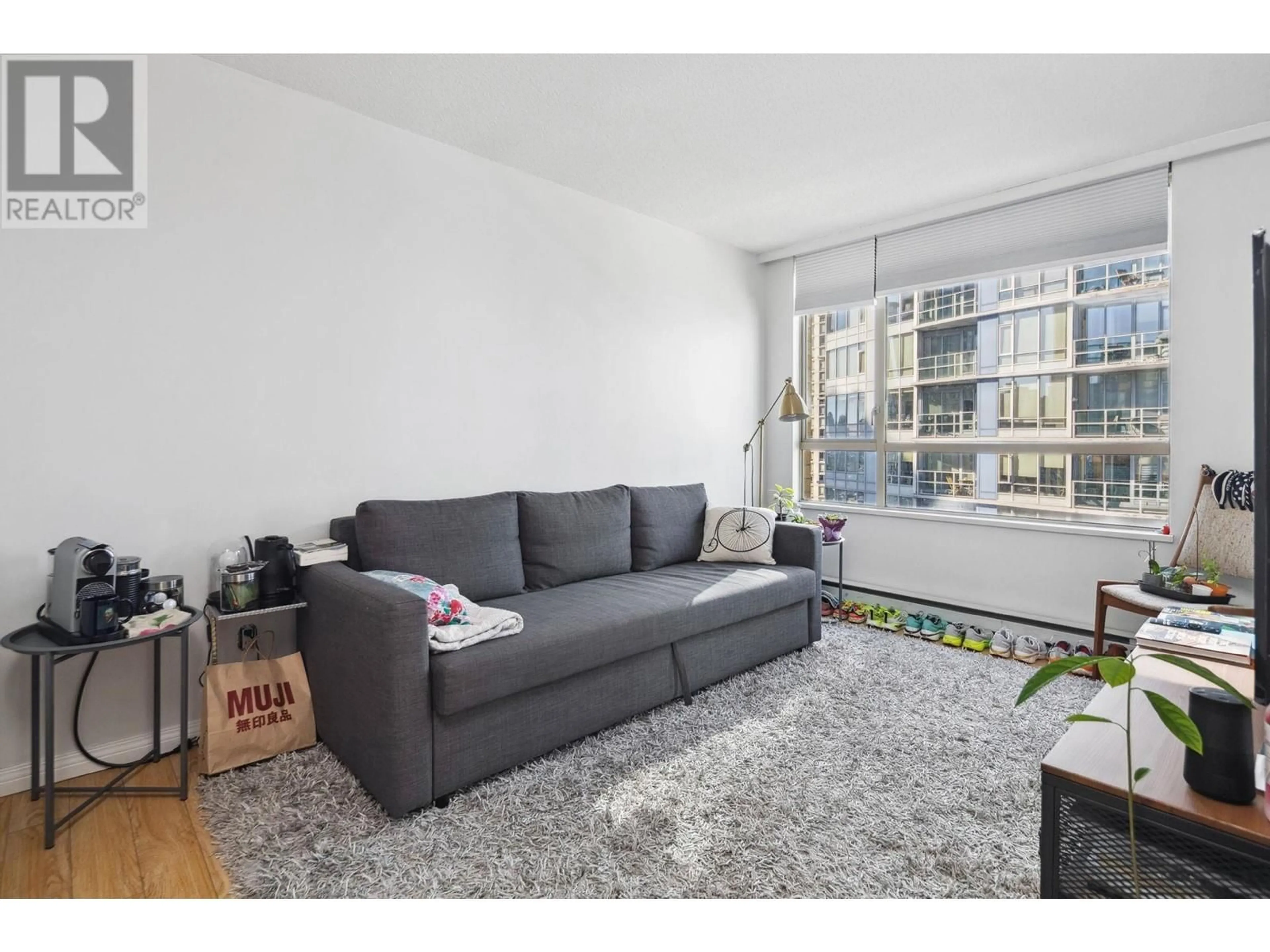 Living room with furniture, unknown for 1402 - 822 HOMER STREET, Vancouver British Columbia V6B6M3