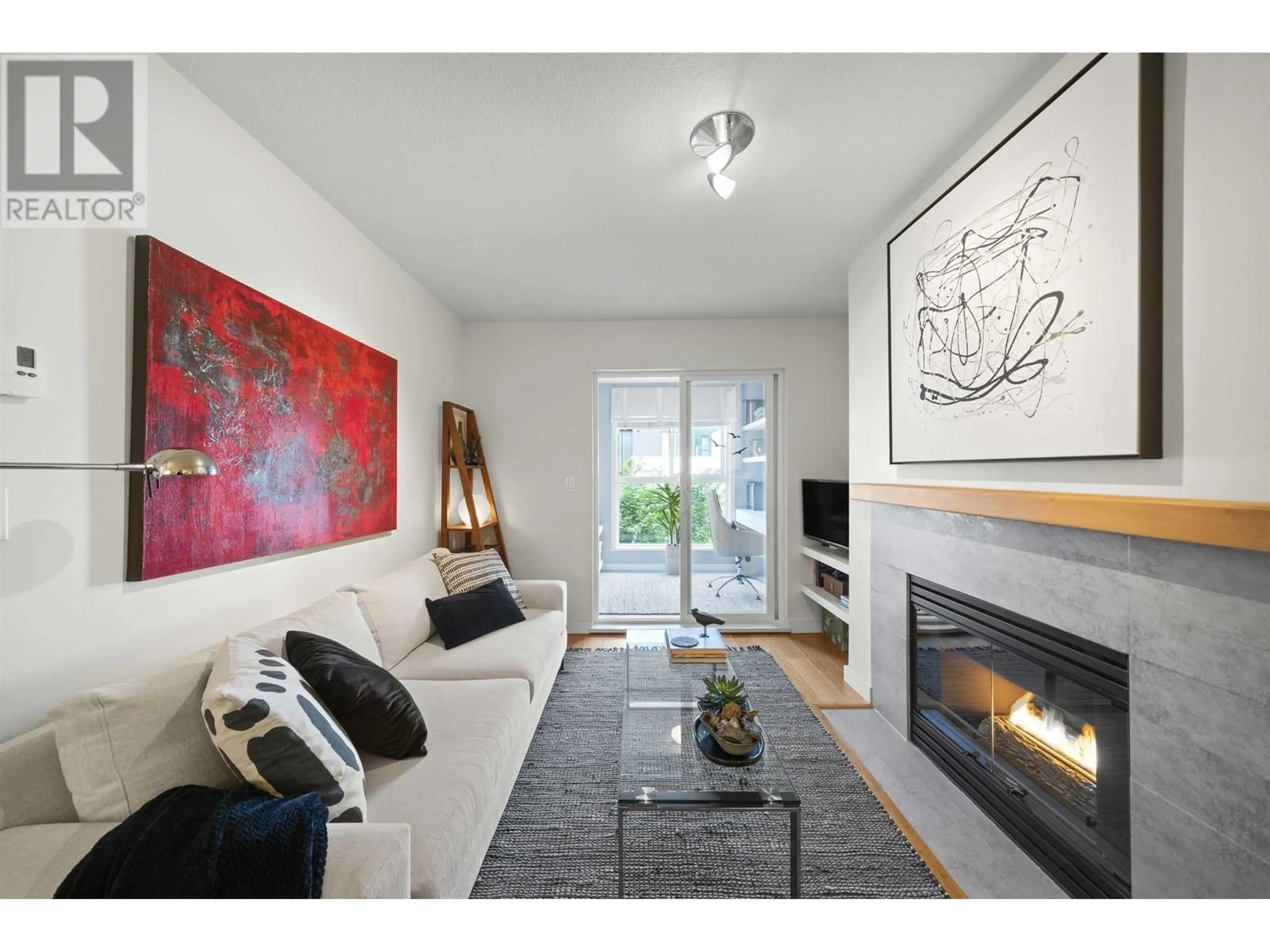 Living room with furniture, unknown for 302 - 1011 W KING EDWARD AVENUE, Vancouver British Columbia V6H1Z3