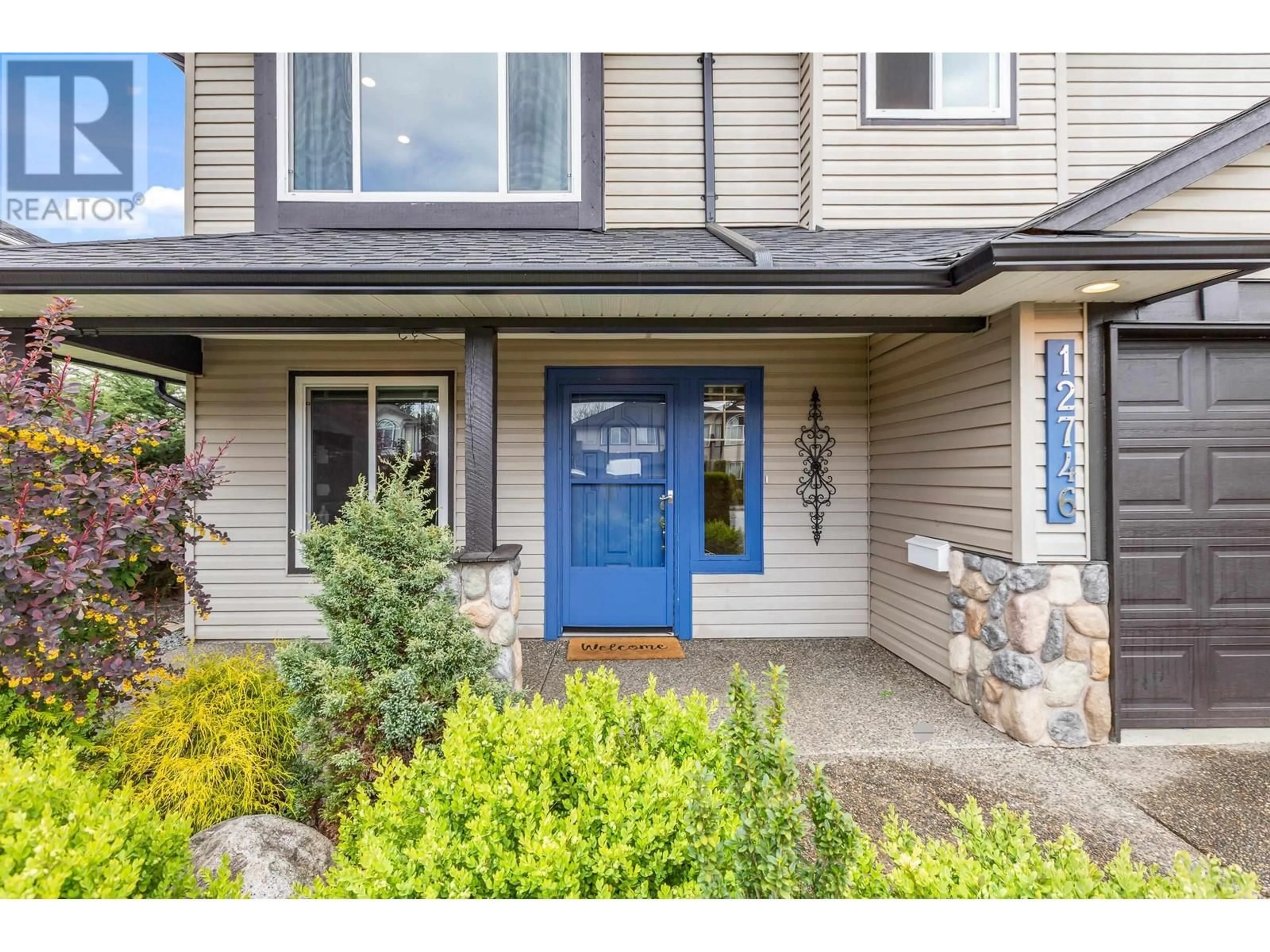 Indoor entryway for 12746 228 STREET, Maple Ridge British Columbia V2X6N2