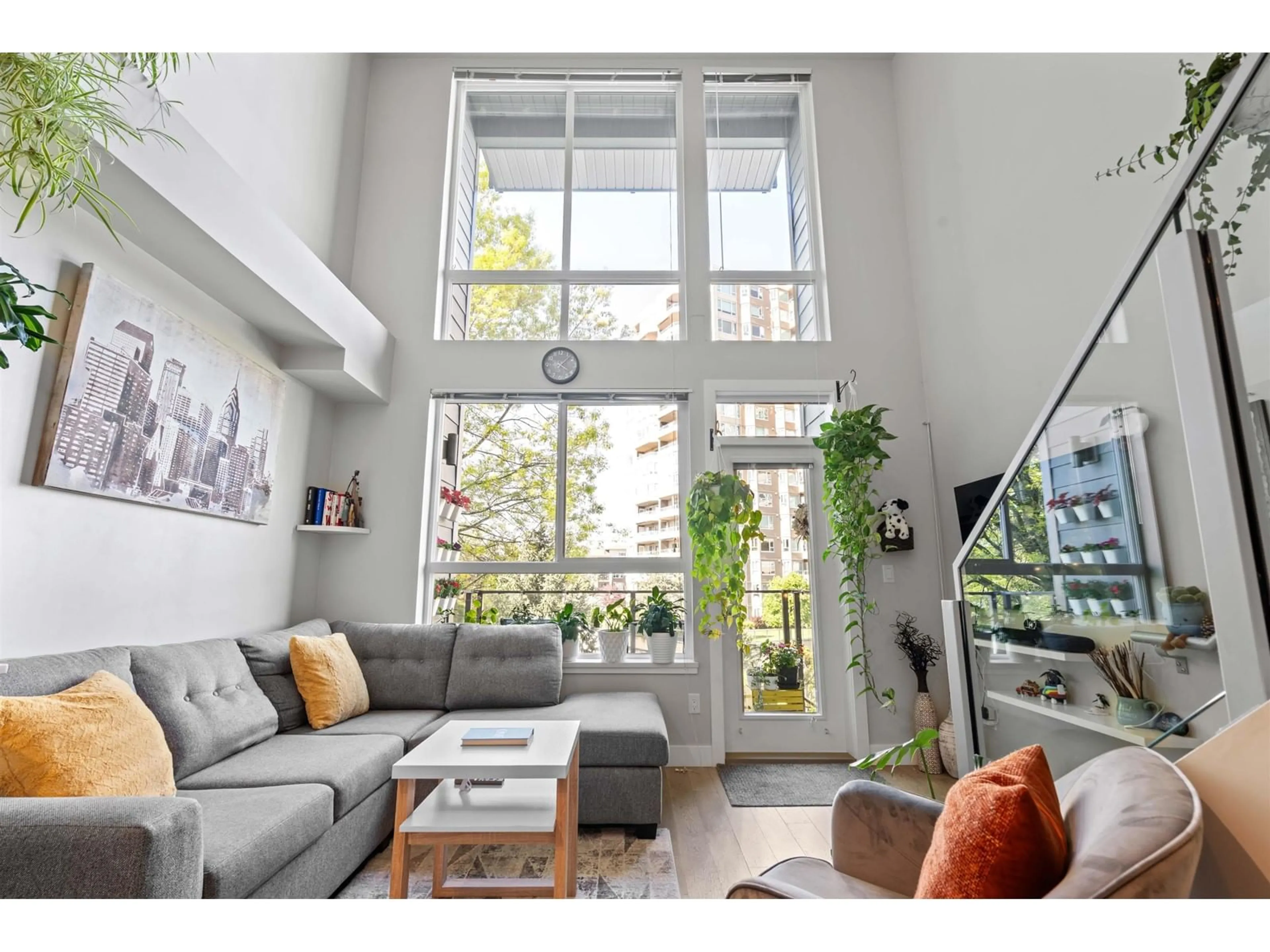 Living room with furniture, unknown for 310 - 3090 GLADWIN, Abbotsford British Columbia V2T0G2