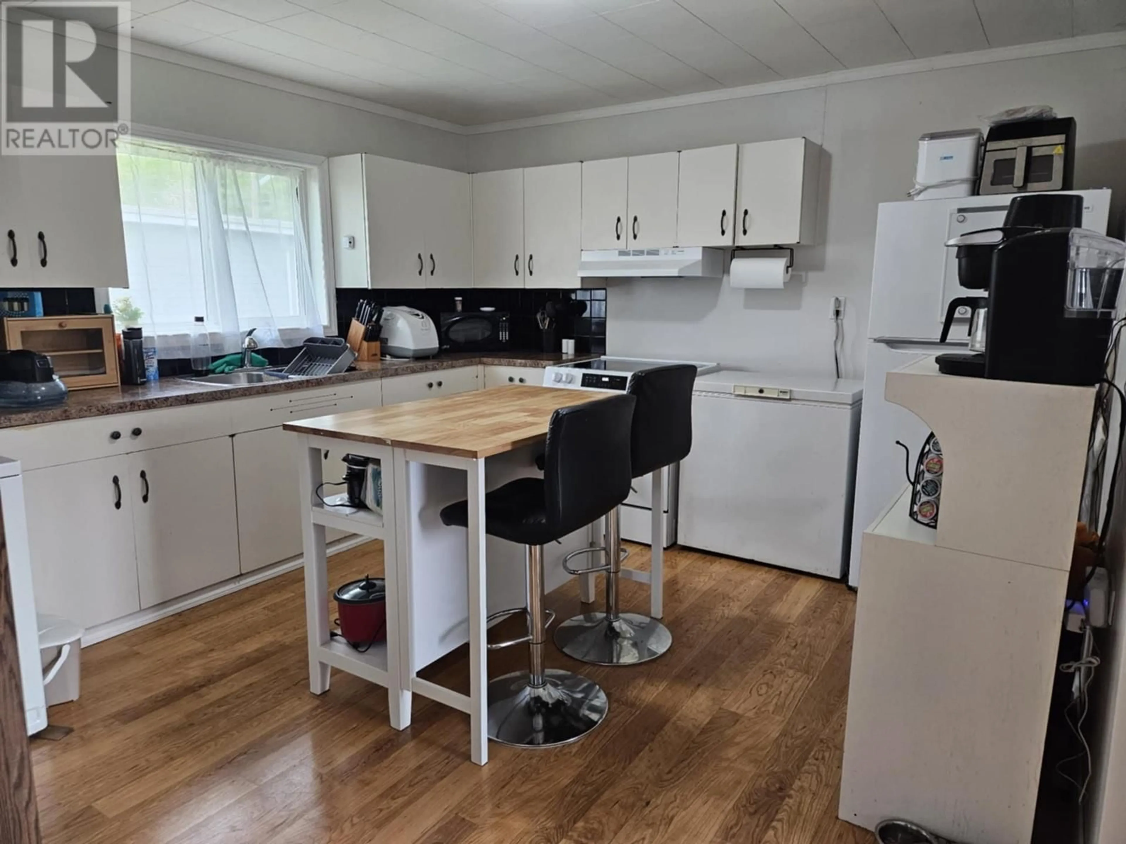 Standard kitchen, wood/laminate floor for 3701 KALUM STREET, Terrace British Columbia V8G2P6